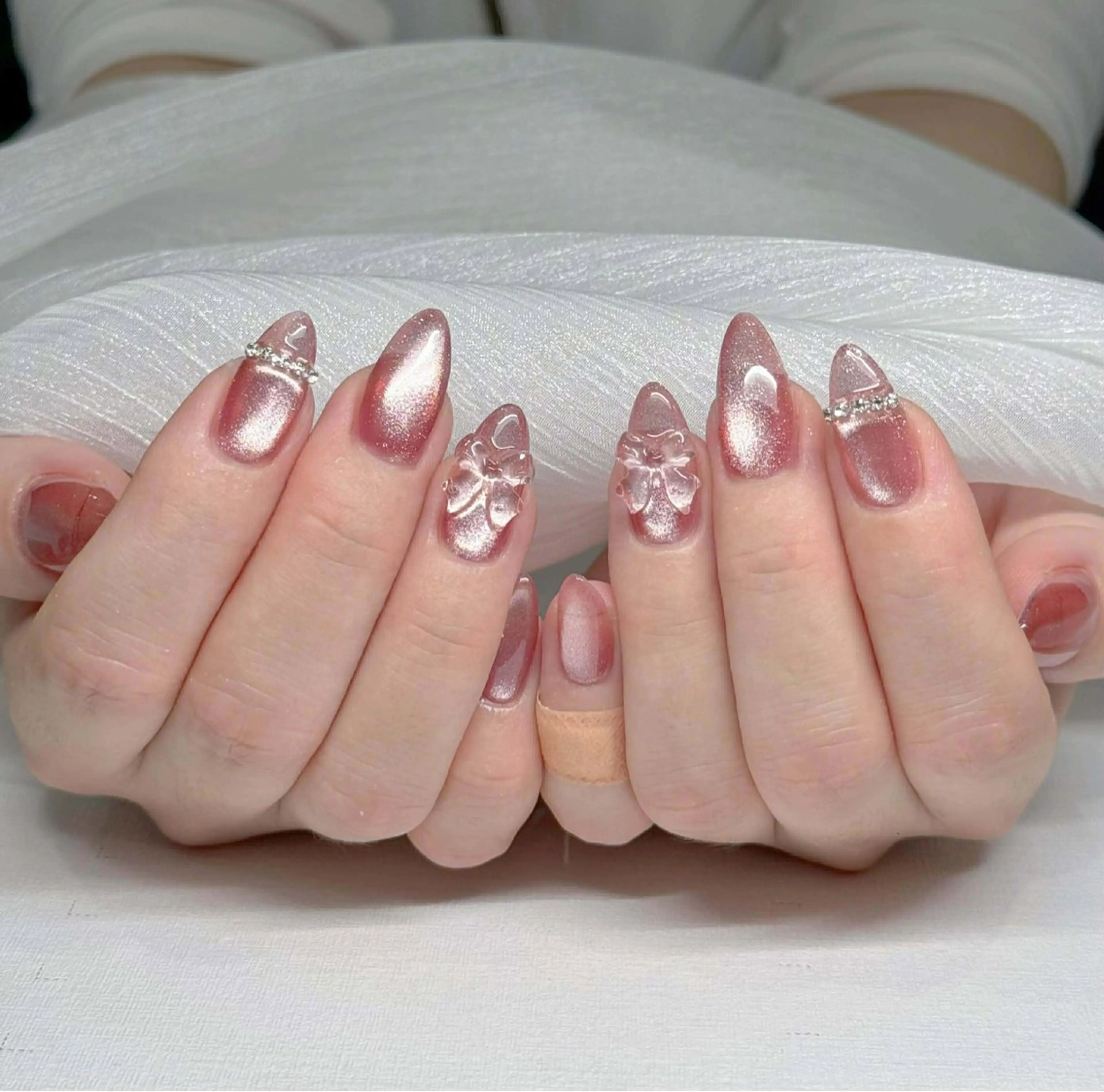 ネイル オーロラネイル ブルー チークネイル 長さ出し フットネイル ハンドネイル NAILS168 チップ長さ出し専門店のネイルデザイン