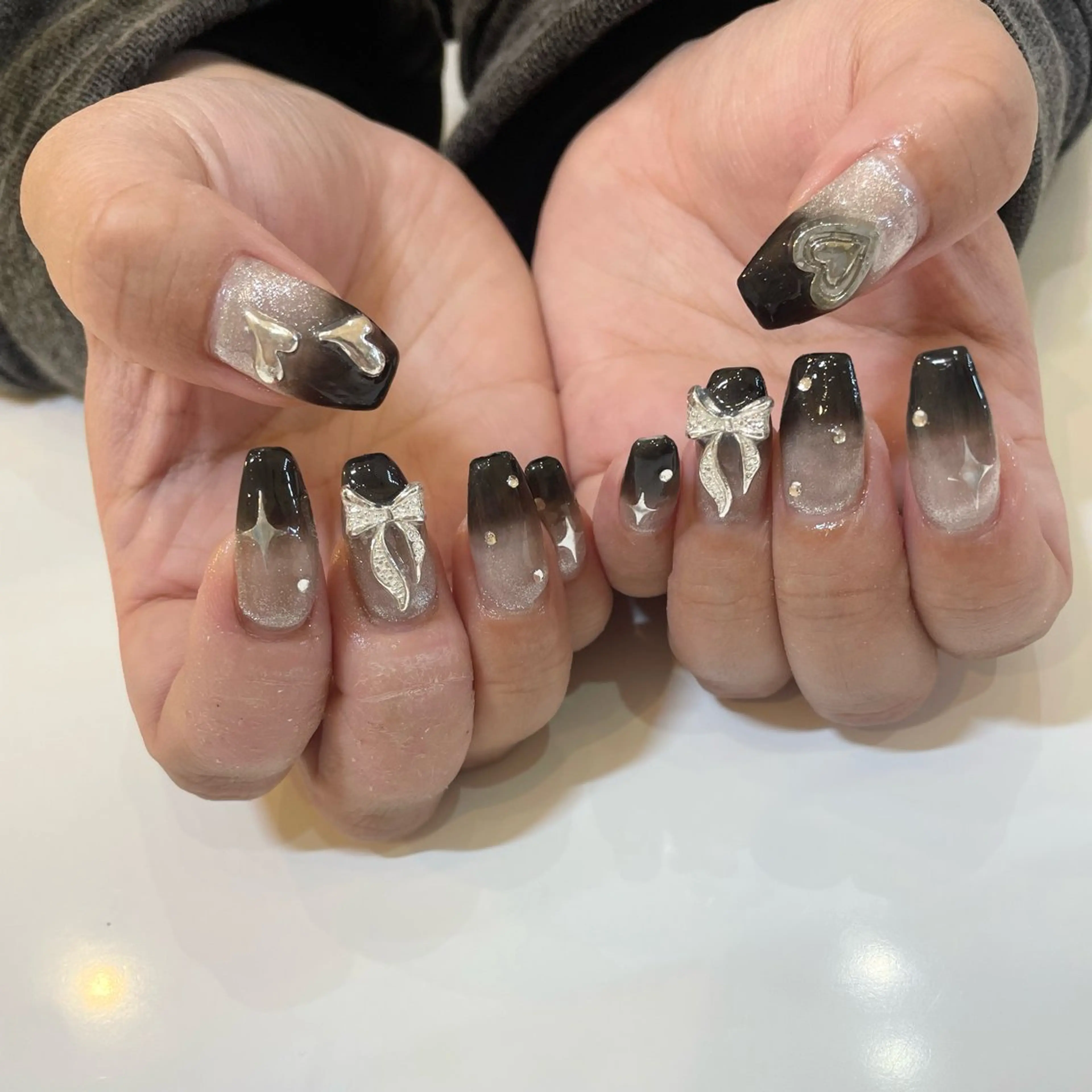 ネイル マグネットネイル Nail Salon Gummi.のネイルデザイン