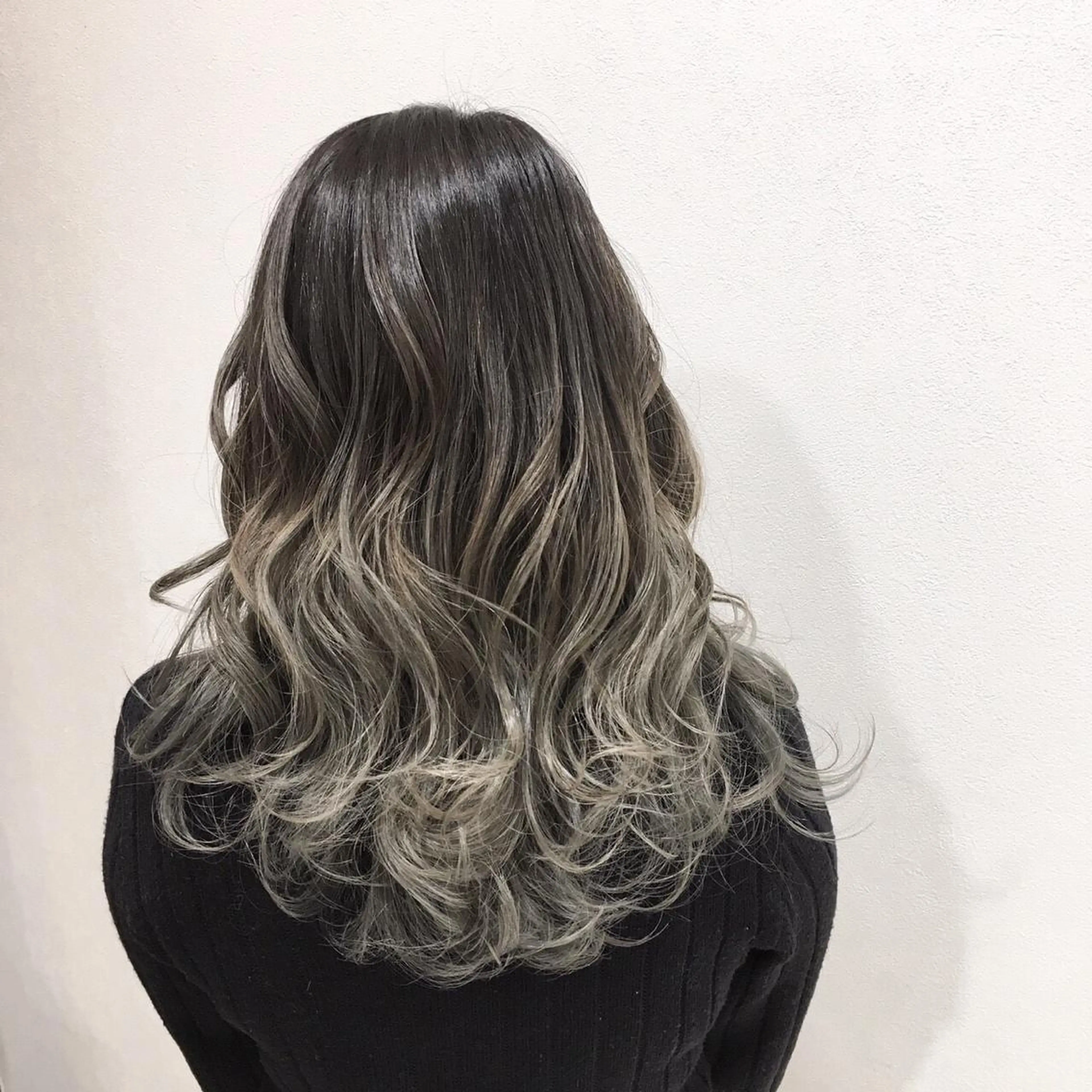 ロング カラー ヘアカラー トリートメント Kazu .Kのヘアスタイル