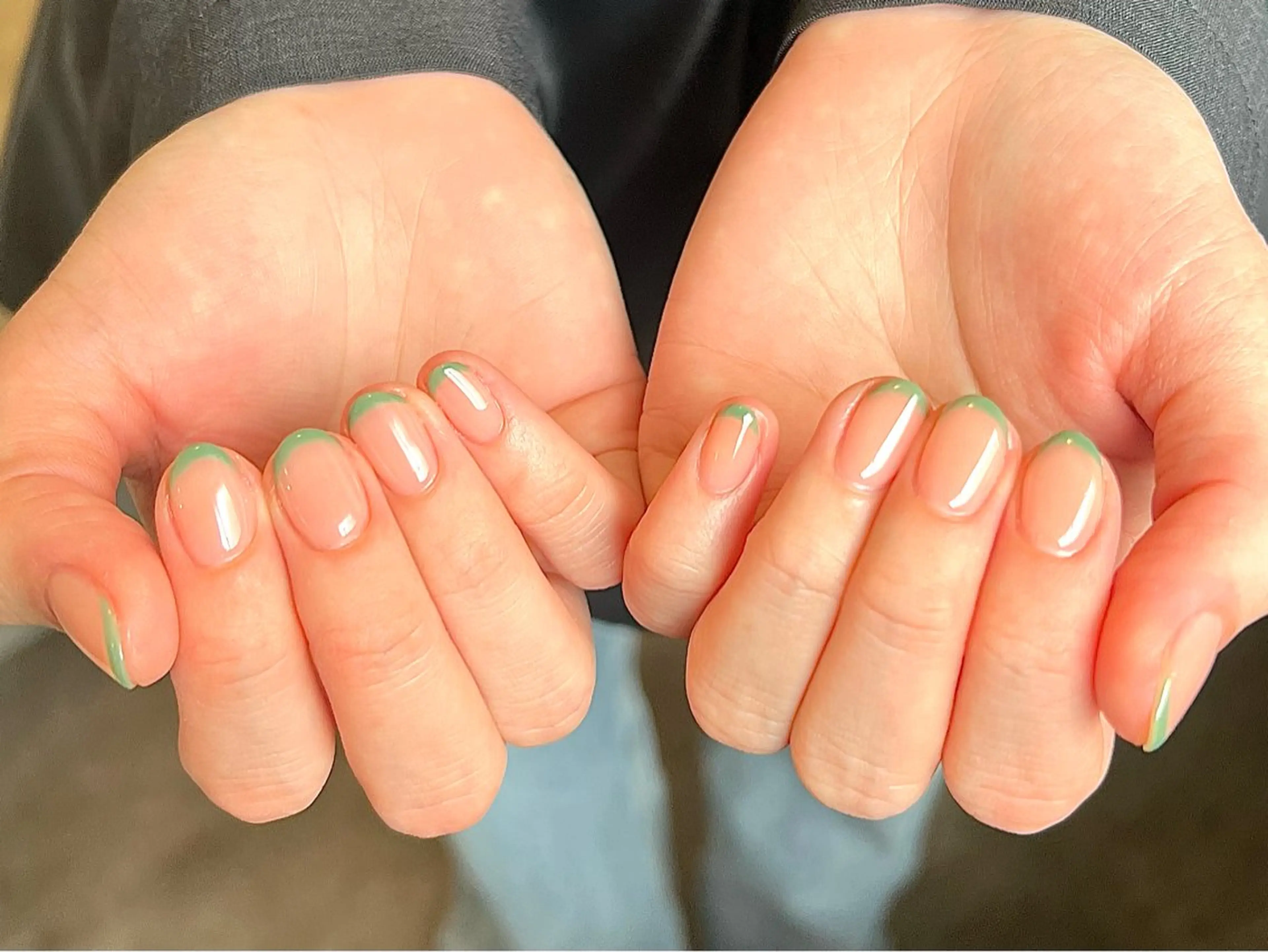 ネイル フレンチネイル グリーン ハンドネイル 🫧💜 Yoshizawaのネイルデザイン
