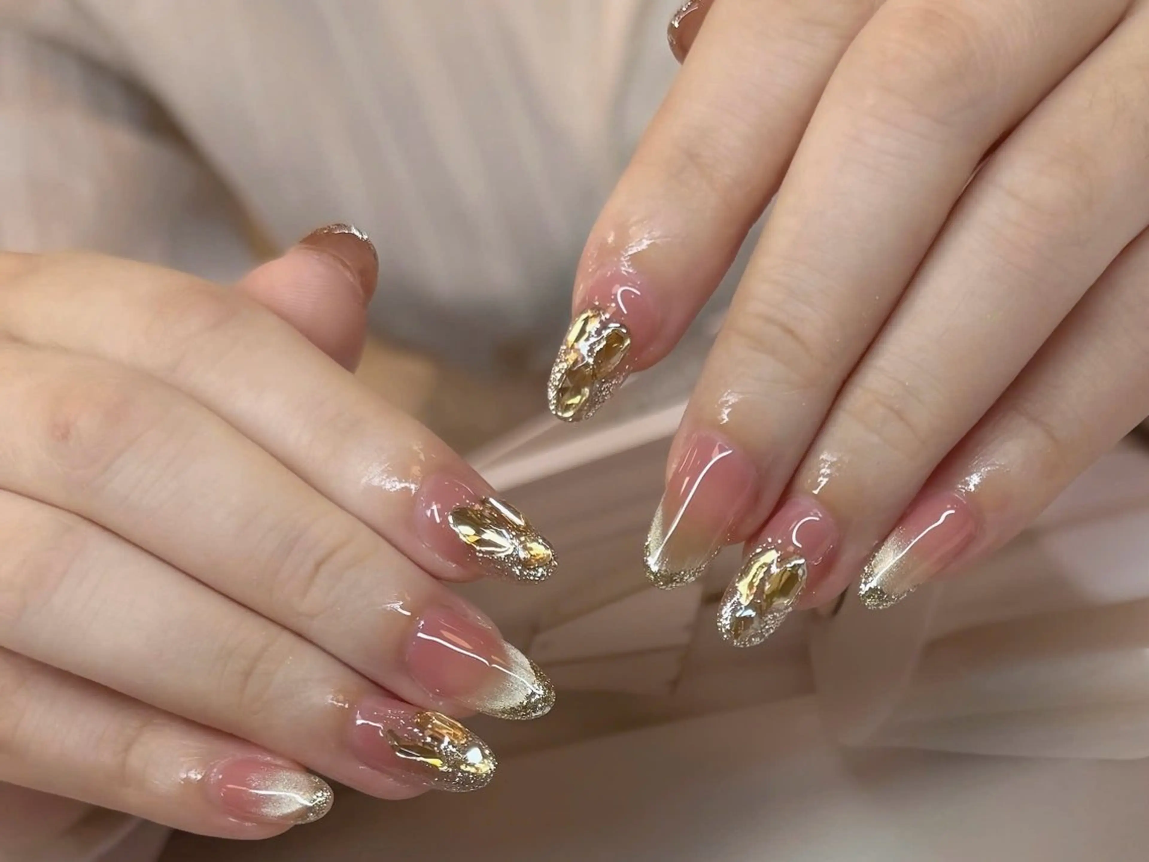 ネイル Mira Nail Studioのネイルデザイン