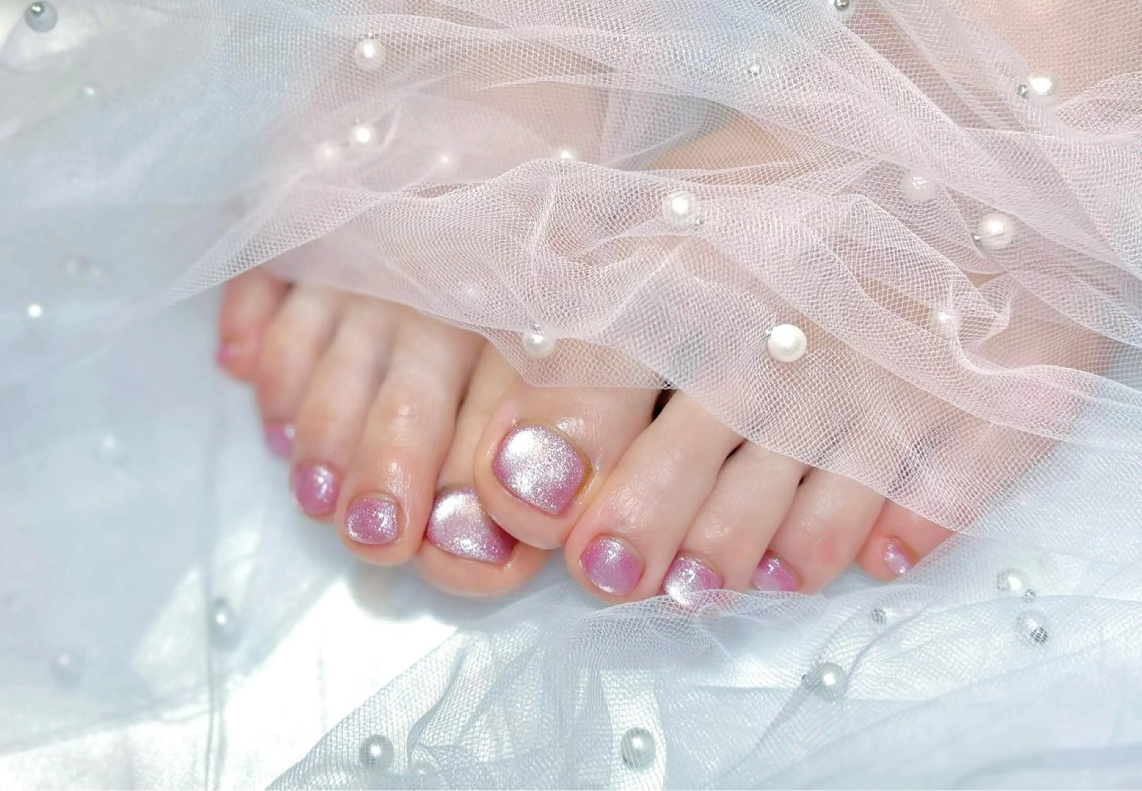 ネイル フレンチネイル ガーリー 韓国ネイル マグネットネイル ビー玉ネイル Chat　noir所属・【chatnoir】 MIYUのネイルデザイン