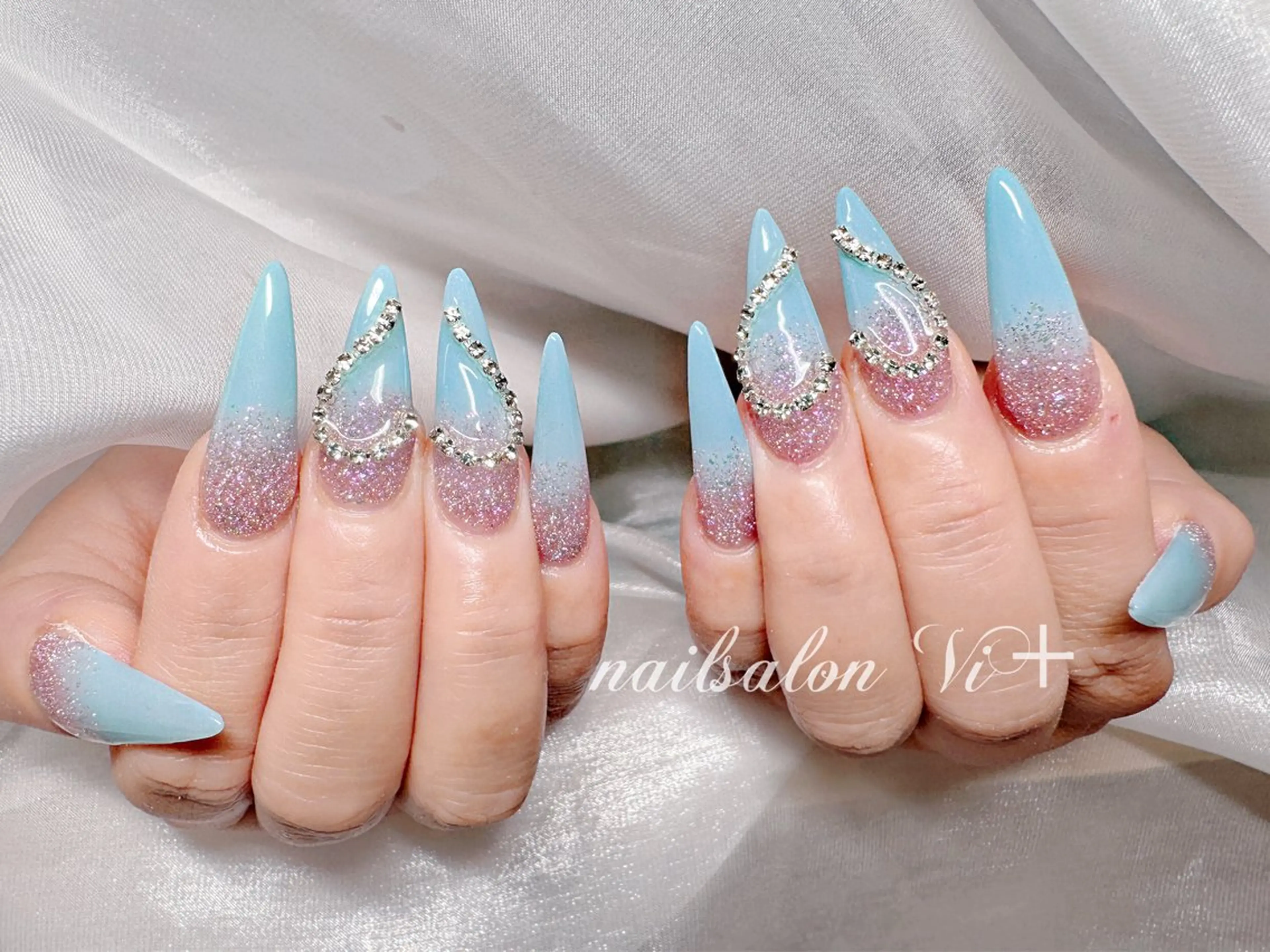 ネイル ハンドネイル ✨Nailsalon Vi+✨のネイルデザイン