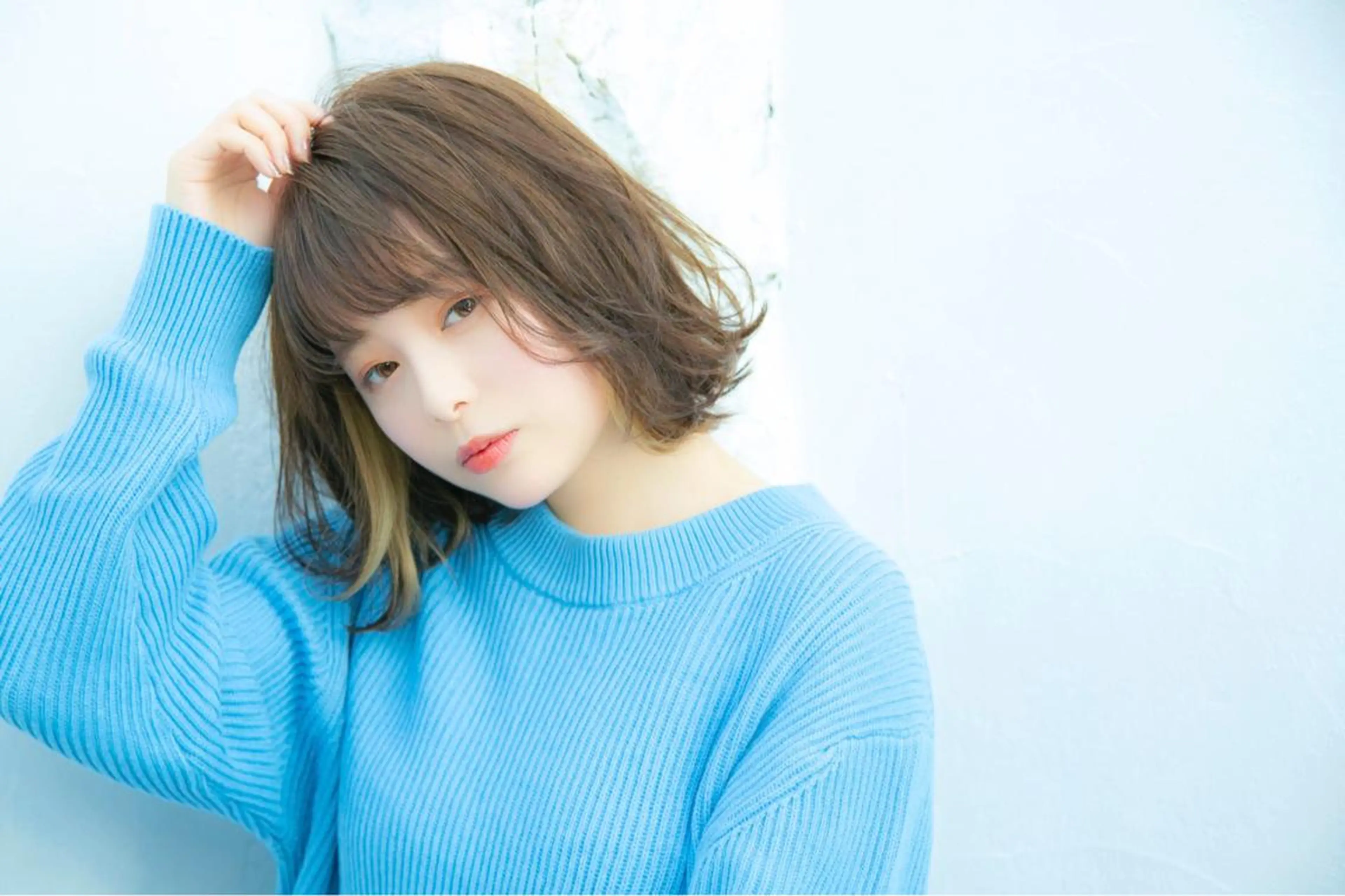 ショート カラー レイヤーと顔まわり 大好き❣️関口拓馬のヘアスタイル