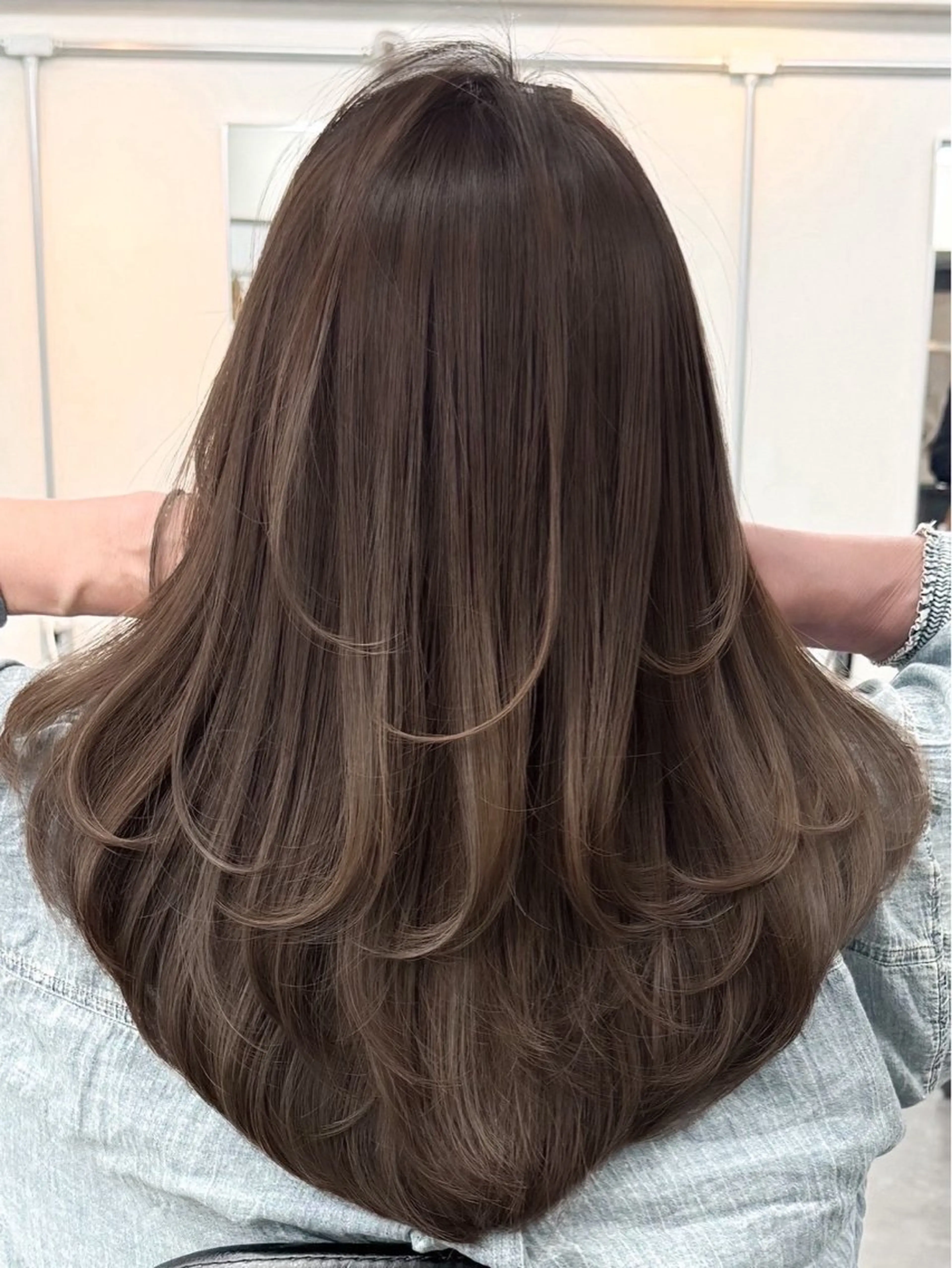 ミディアム カラー ヘアアレンジ ヘアカラー トリートメント 🫧透明感カラー/ 艶カラー🫧namiのヘアスタイル
