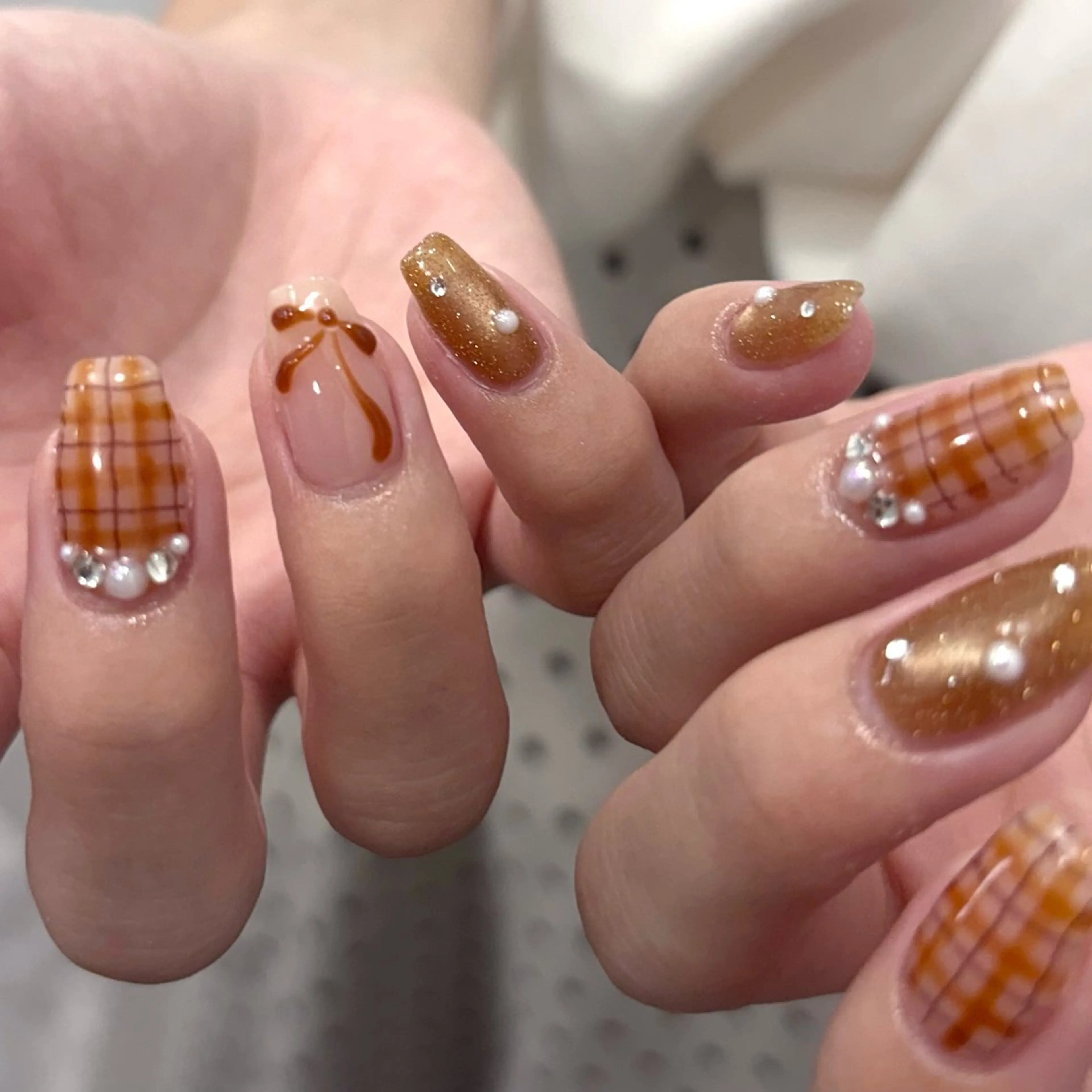 ネイル ハンドネイル 🍓リスブラン MELのネイルデザイン