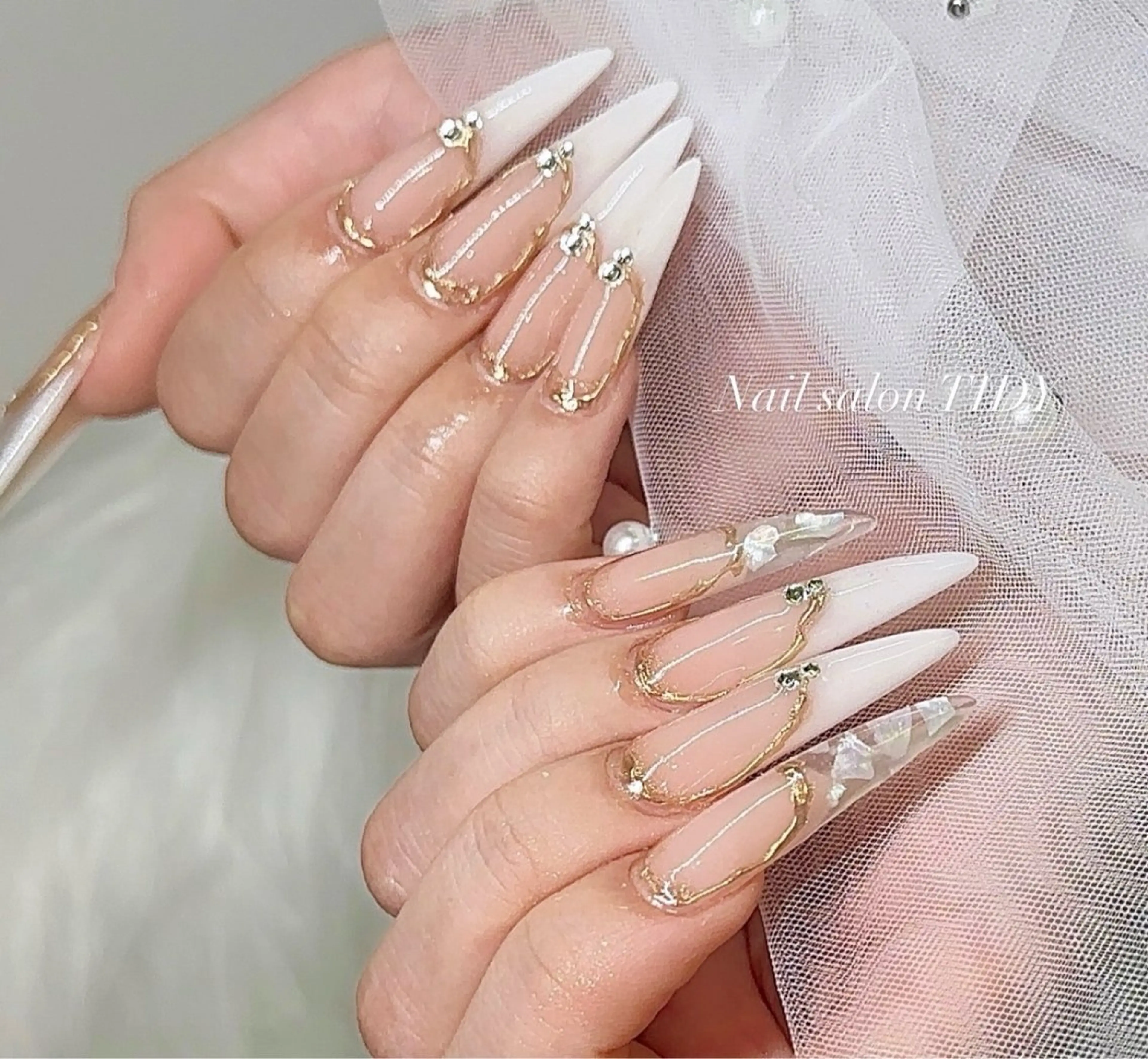 ネイル フレンチネイル ジェルネイル ロングネイル パラジェル スカルプネイル TIDY .のネイルデザイン