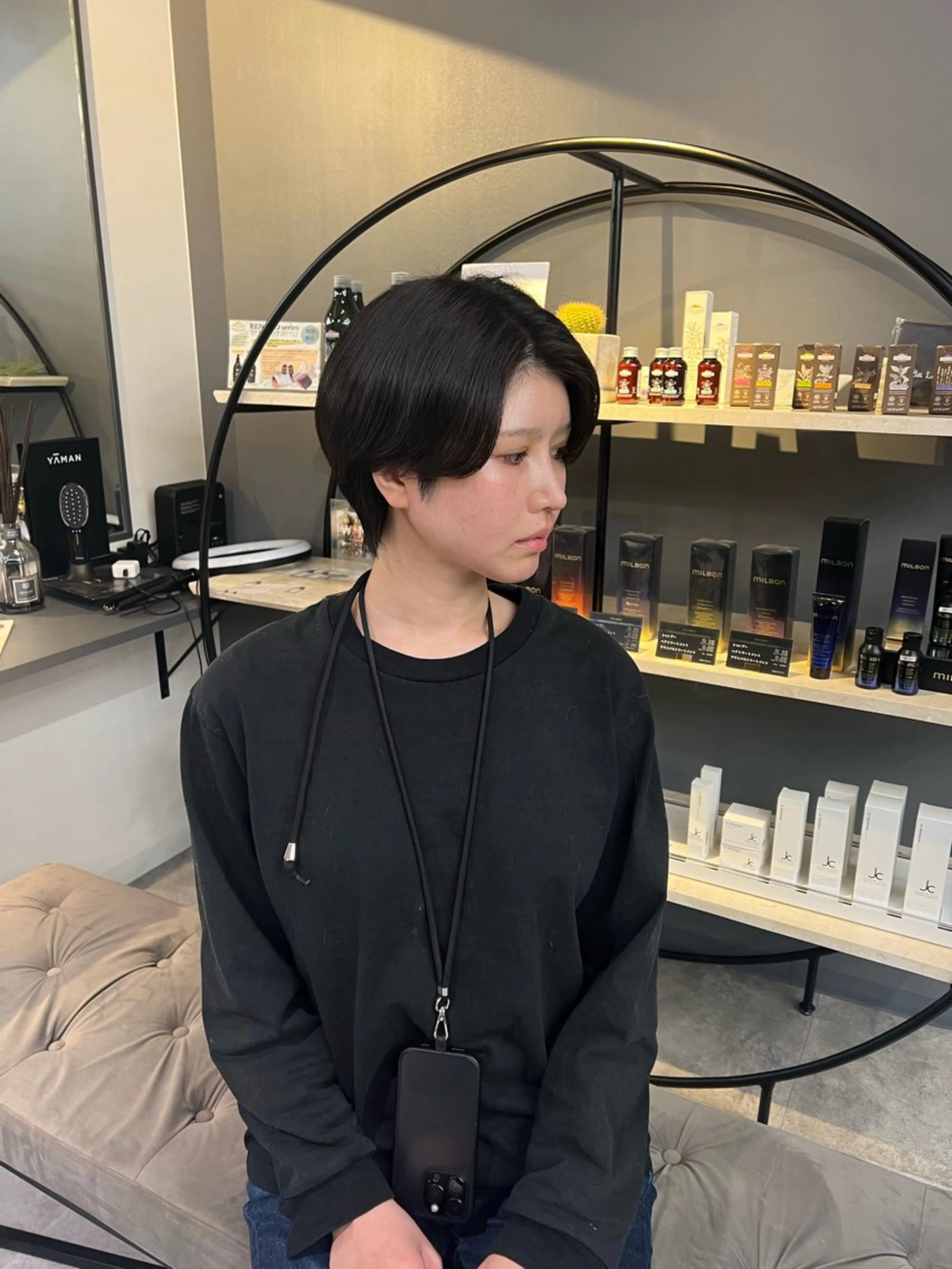 ショート ショートヘア 重里 瑠花のヘアスタイル