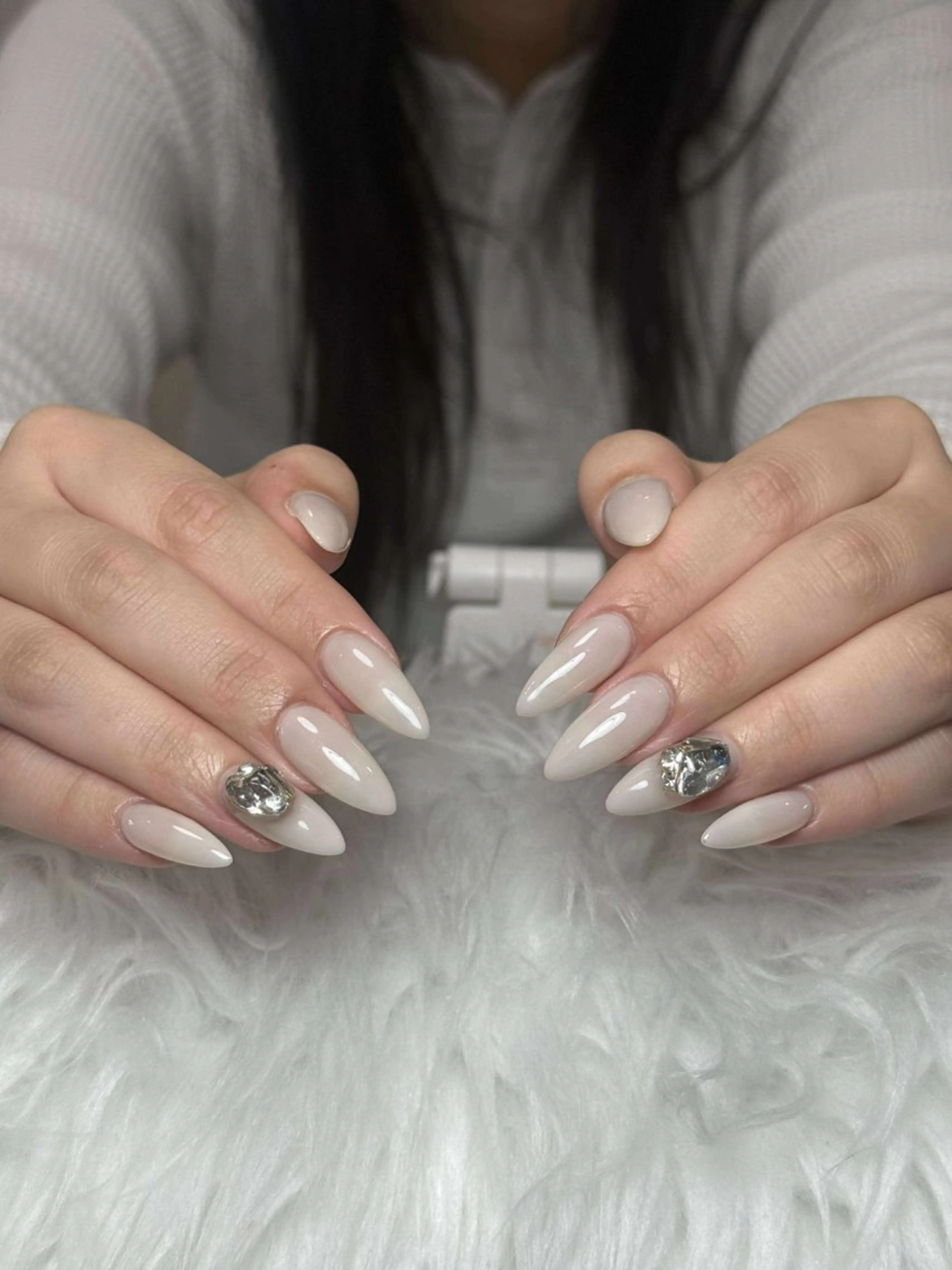 ネイル オーロラネイル ボルドー ブラウン 氷ネイル・うるうるネイル キラキラネイル ハンドネイル Julli NailStudioのネイルデザイン