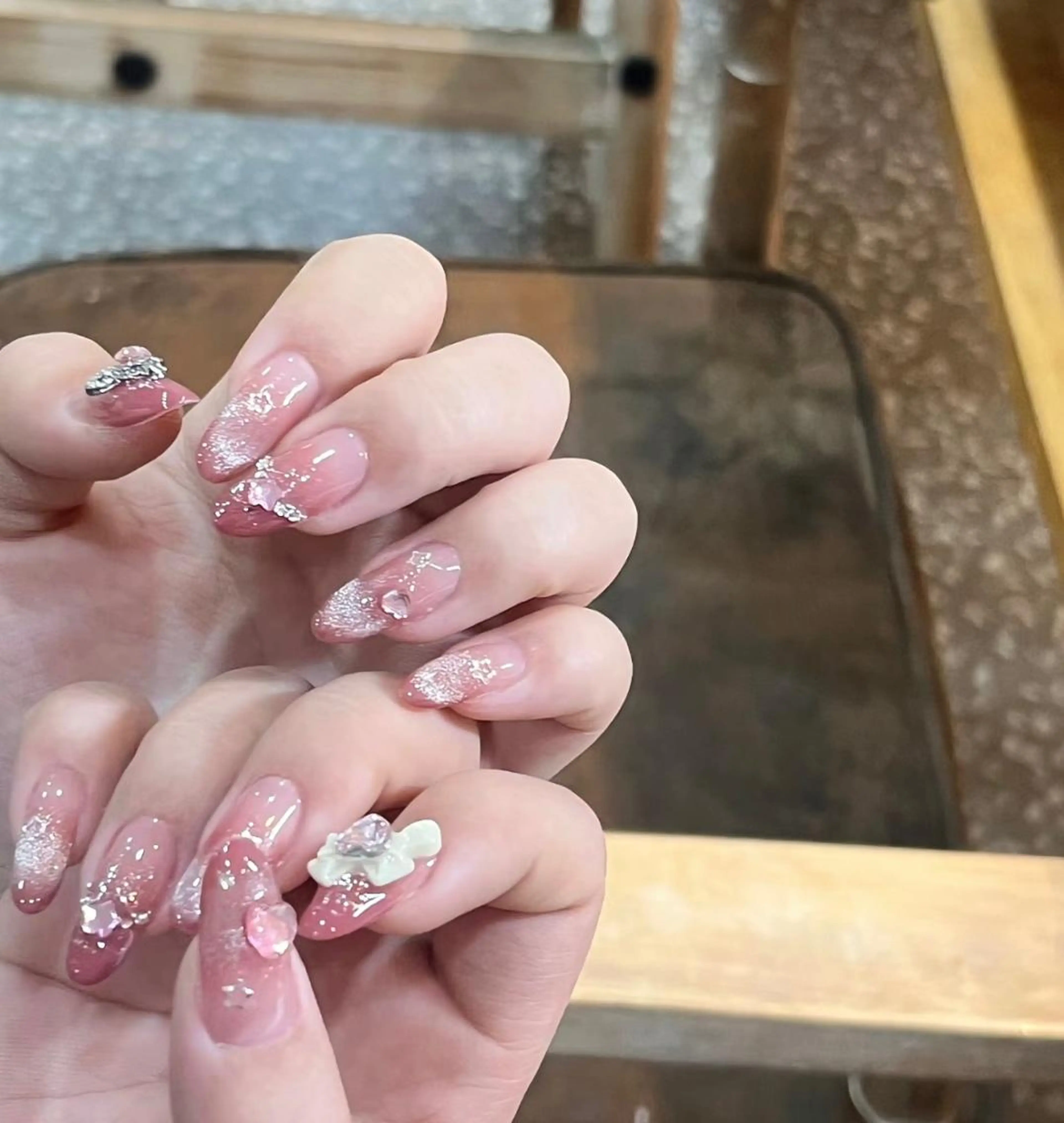 ネイル ハンドネイル エリ🫧 nail池袋東口のネイルデザイン