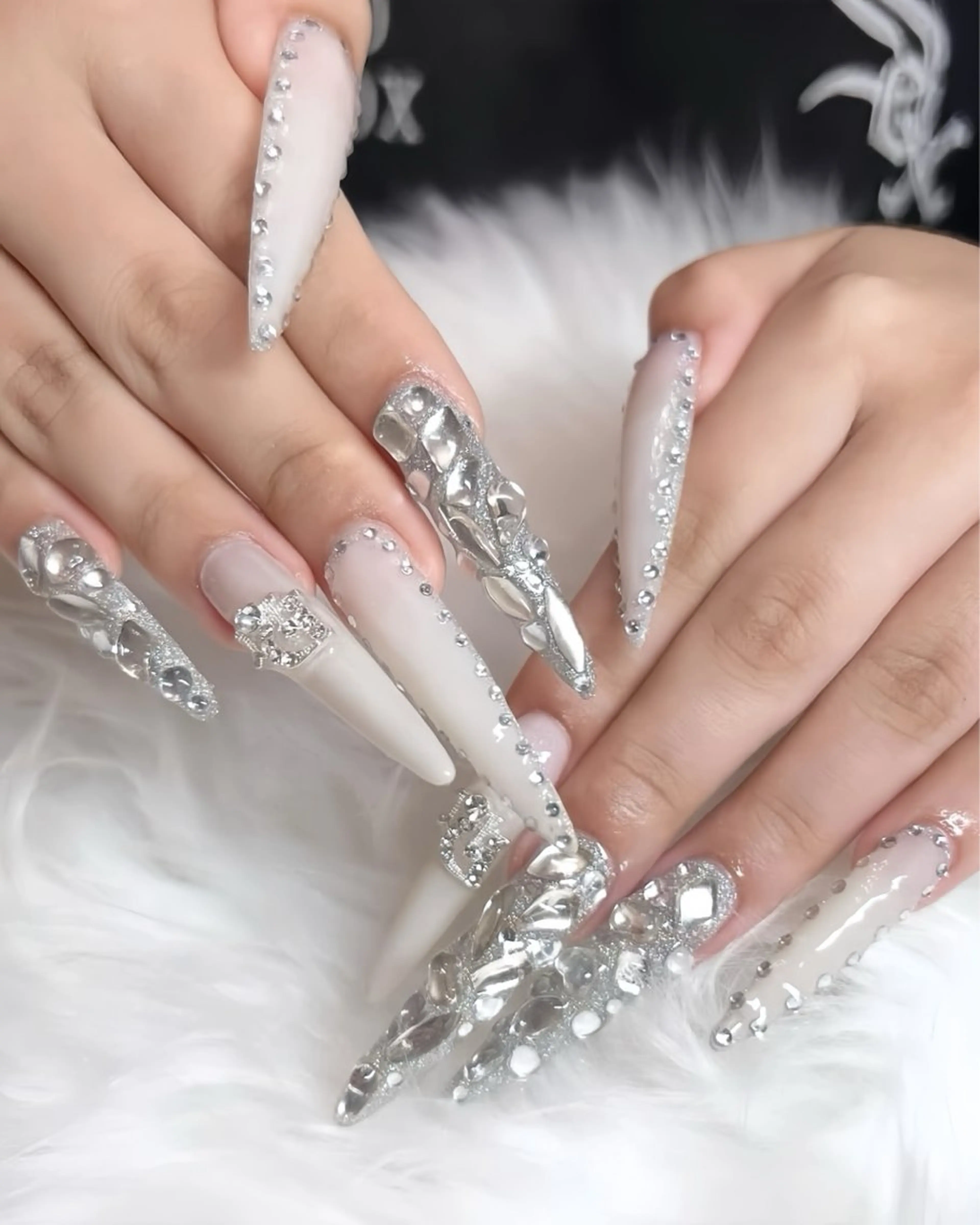 ネイル アートネイル フレンチネイル ジェルネイル 韓国ネイル ミラーネイル ハンドネイル Rin Nail 新大久保店のネイルデザイン