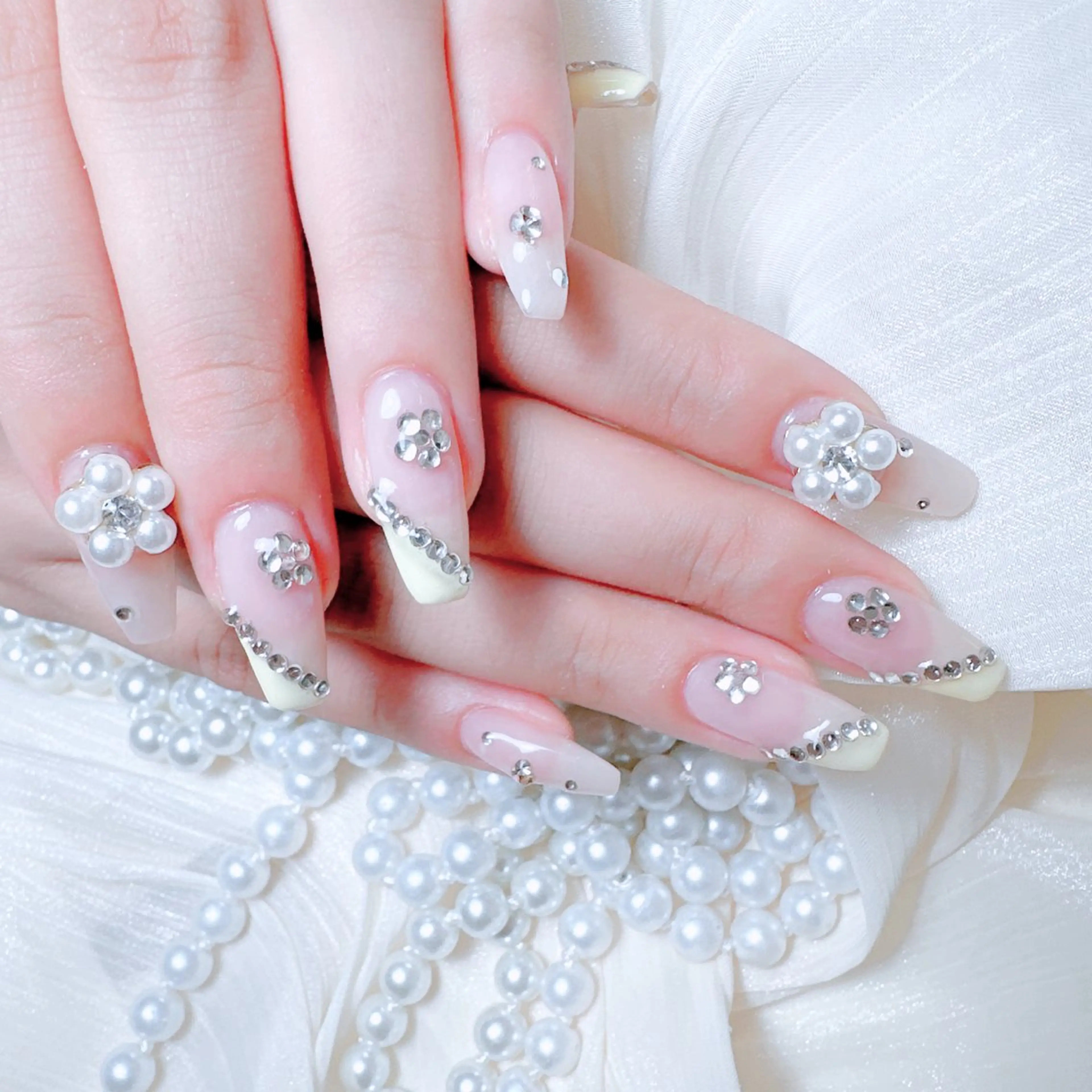 ネイル Ayumi nails川崎店のネイルデザイン