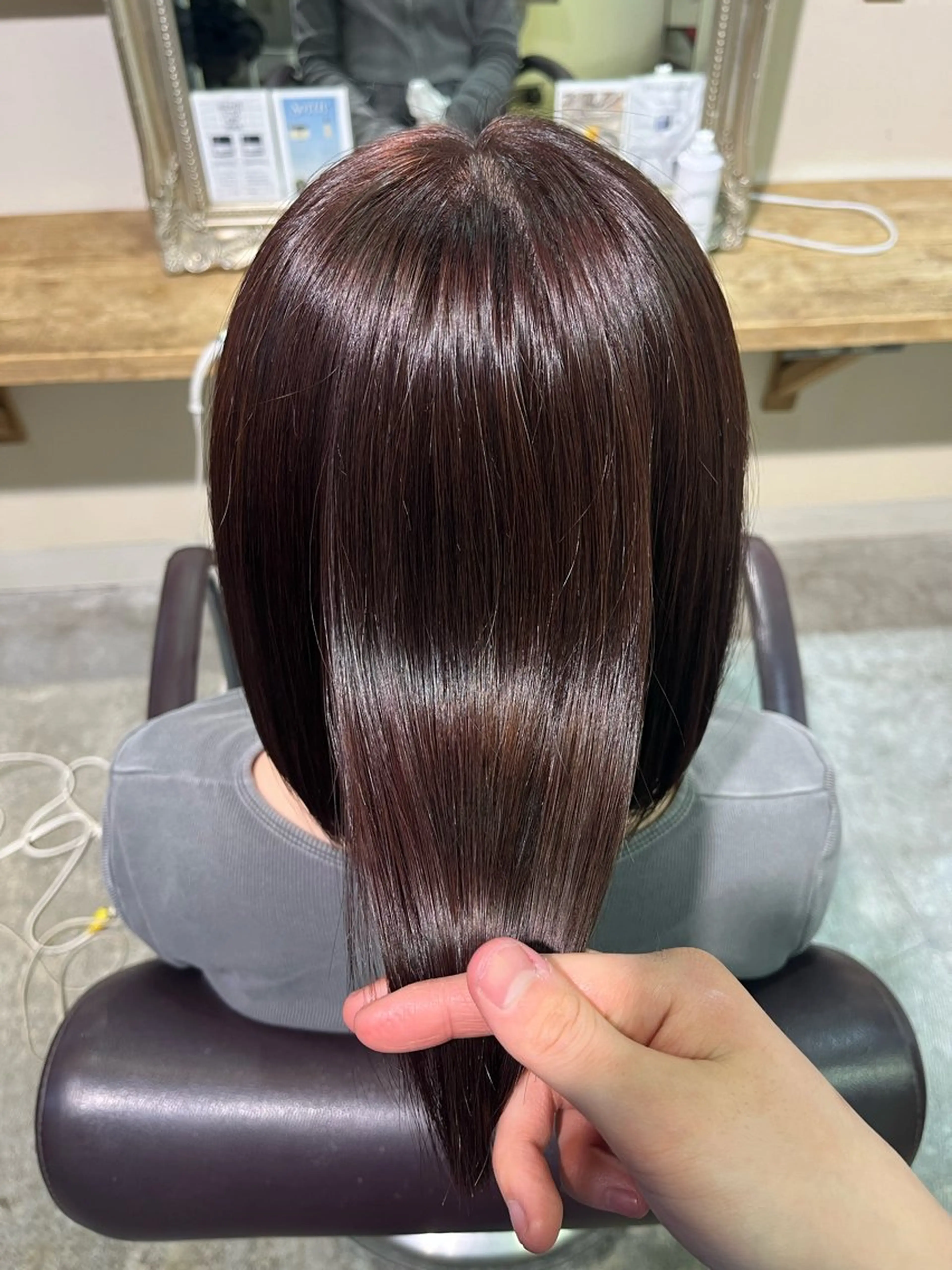 ミディアム カラー ヘアカラー フェザーパーマ🌙 毛流れ yuzukiのヘアスタイル