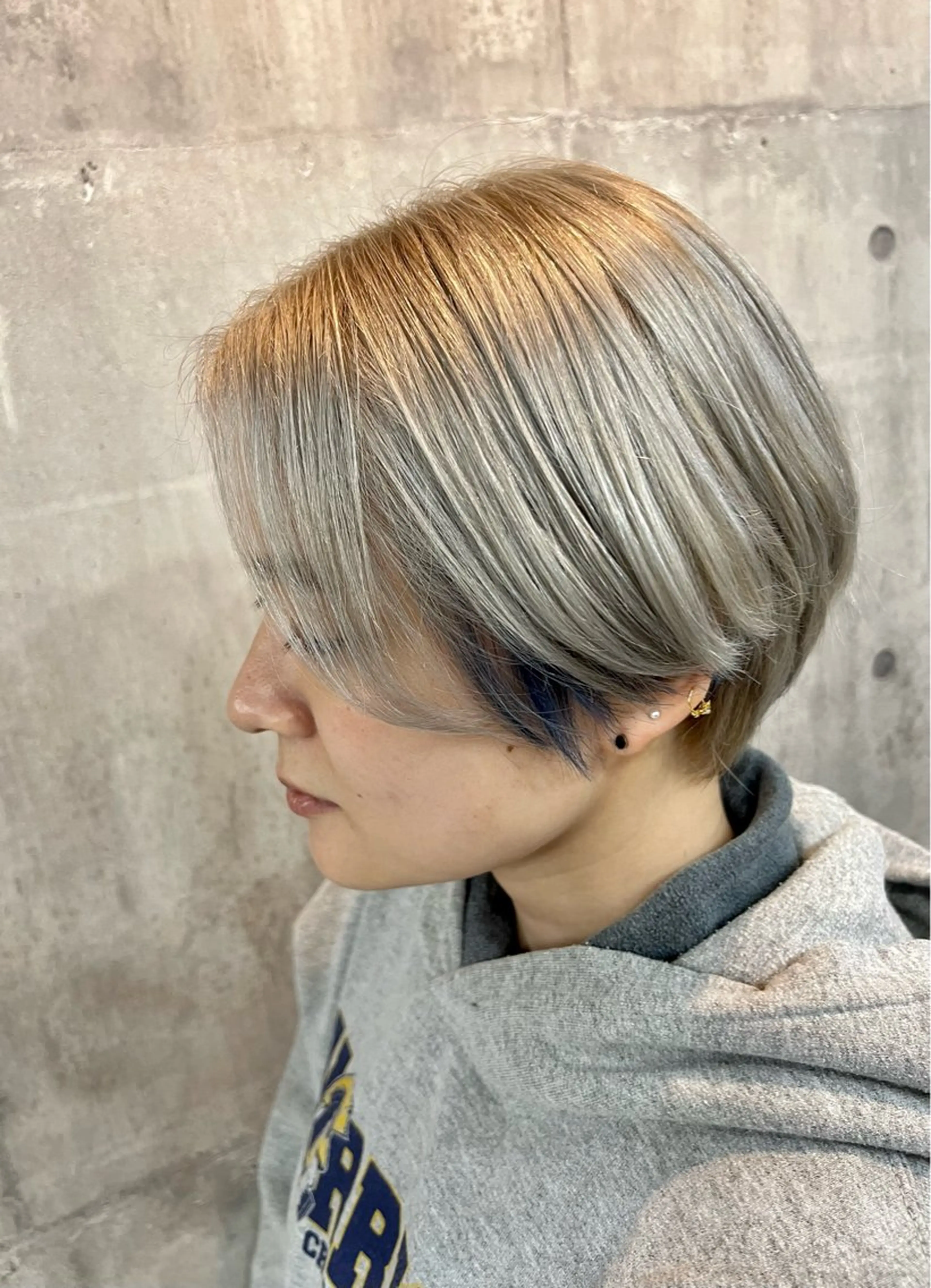 ショート カット ヘアカラー トリートメント 興津/韓国レイヤー ダブルカラー美髪縮毛のヘアスタイル