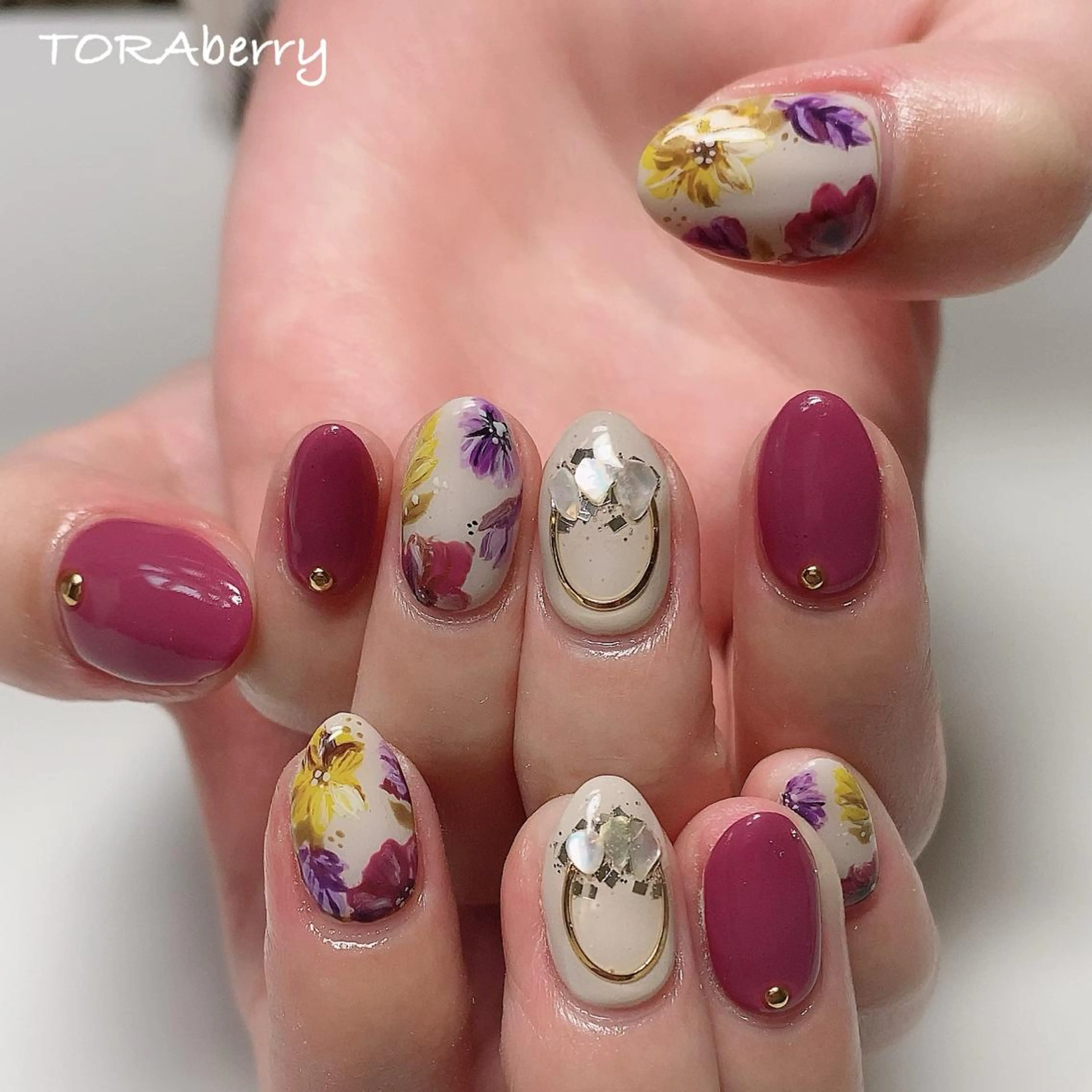 ネイル ネイリスト なつみのネイルデザイン