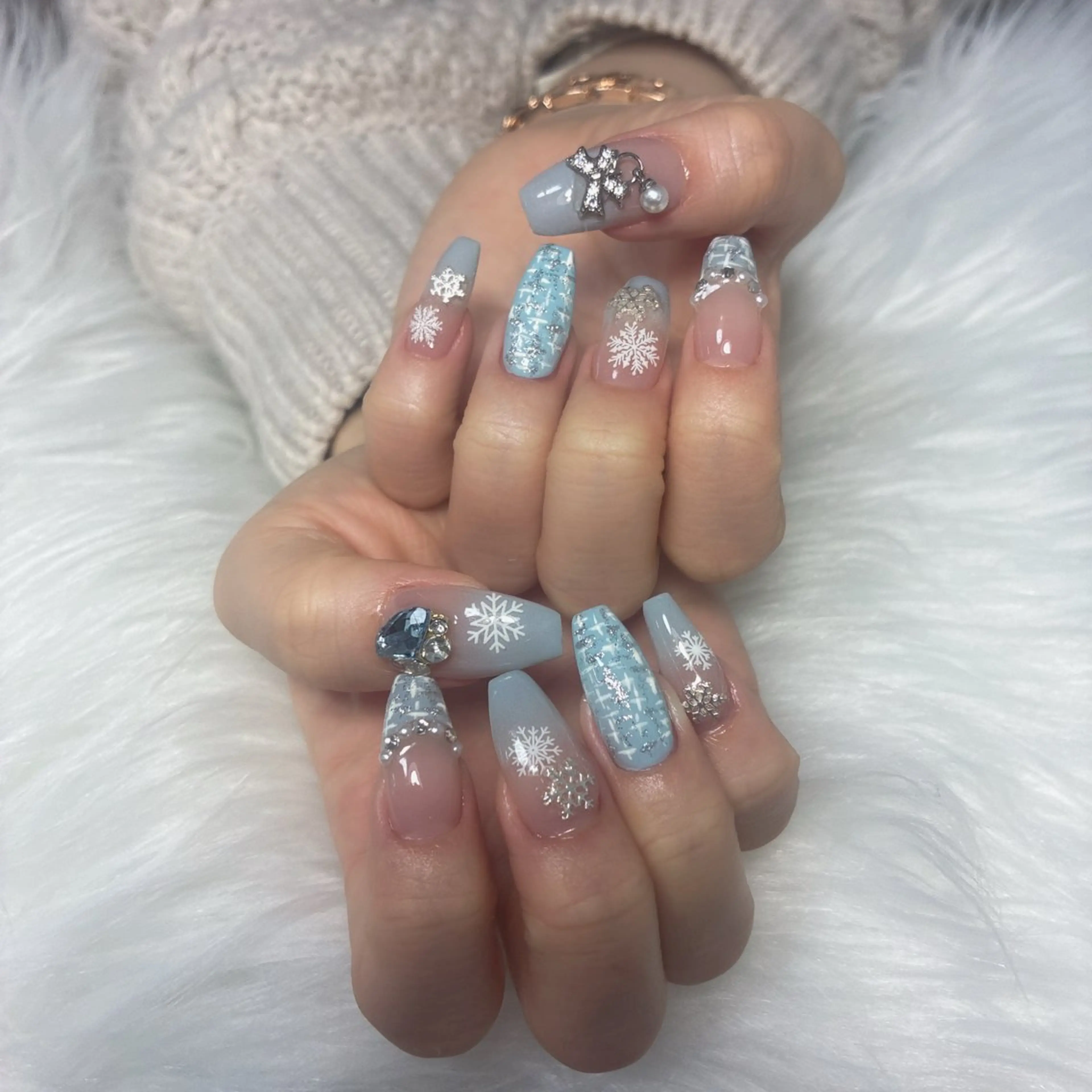 ネイル 持ち込み ハンドネイル YOIネイルサロン所属・YOINAIL ヨイネイルサロンのネイルデザイン