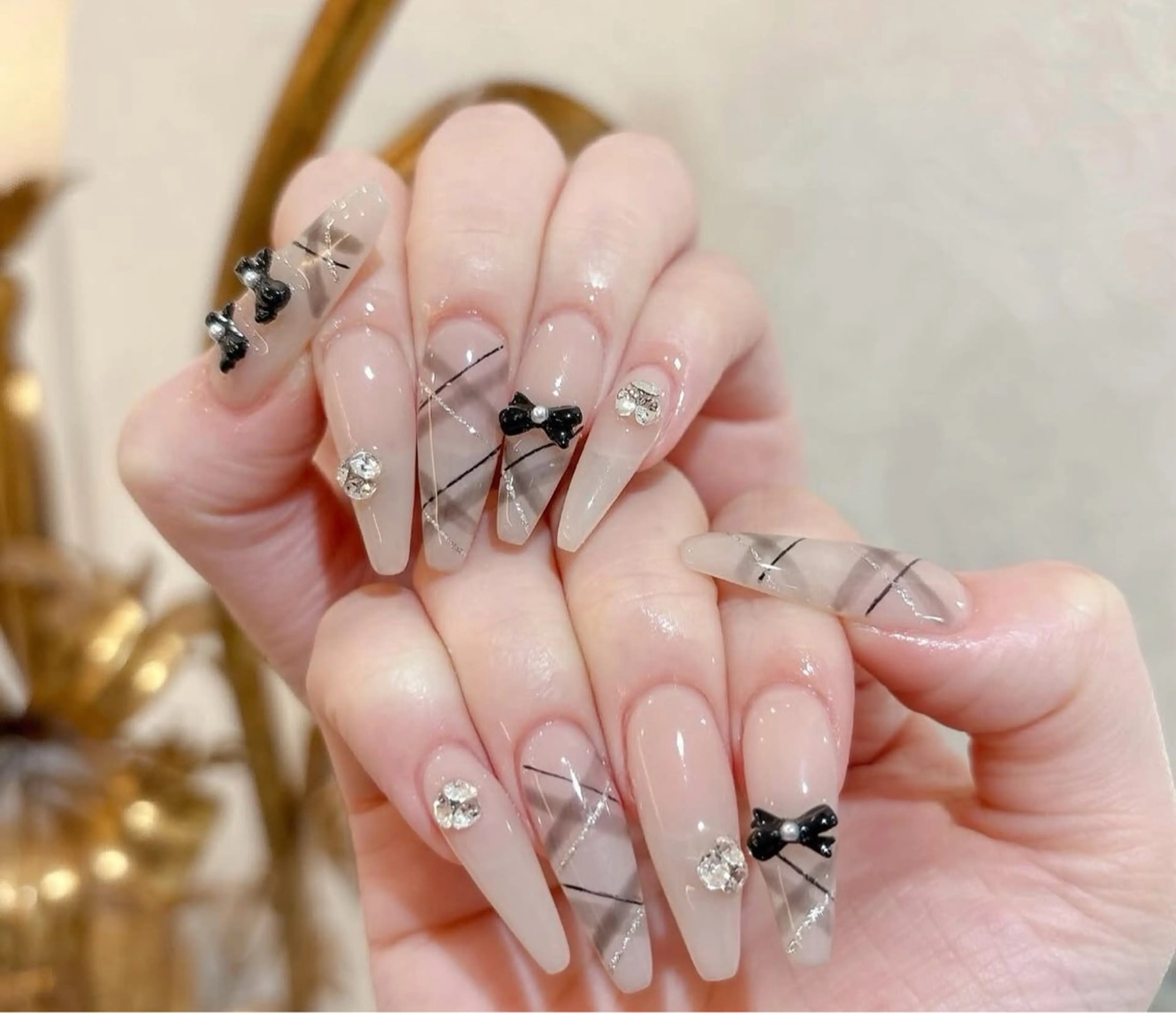 ネイル グラデーション キラキラネイル ワンカラーネイル 冬ネイル Jenn Nail Salonのネイルデザイン