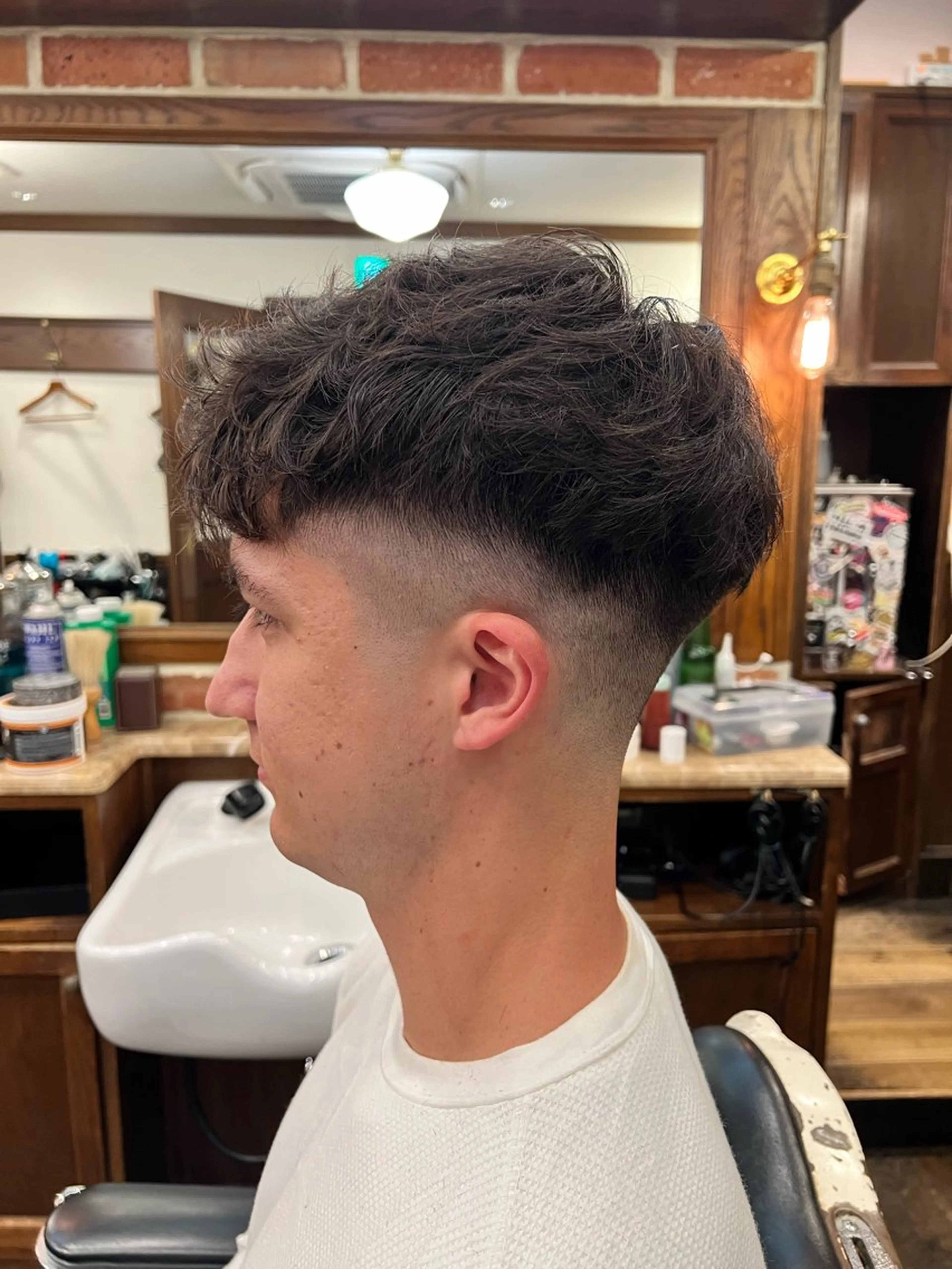 ショート ヒロ銀座バーバーショップ丸の内所属・秋山 琳太のヘアスタイル