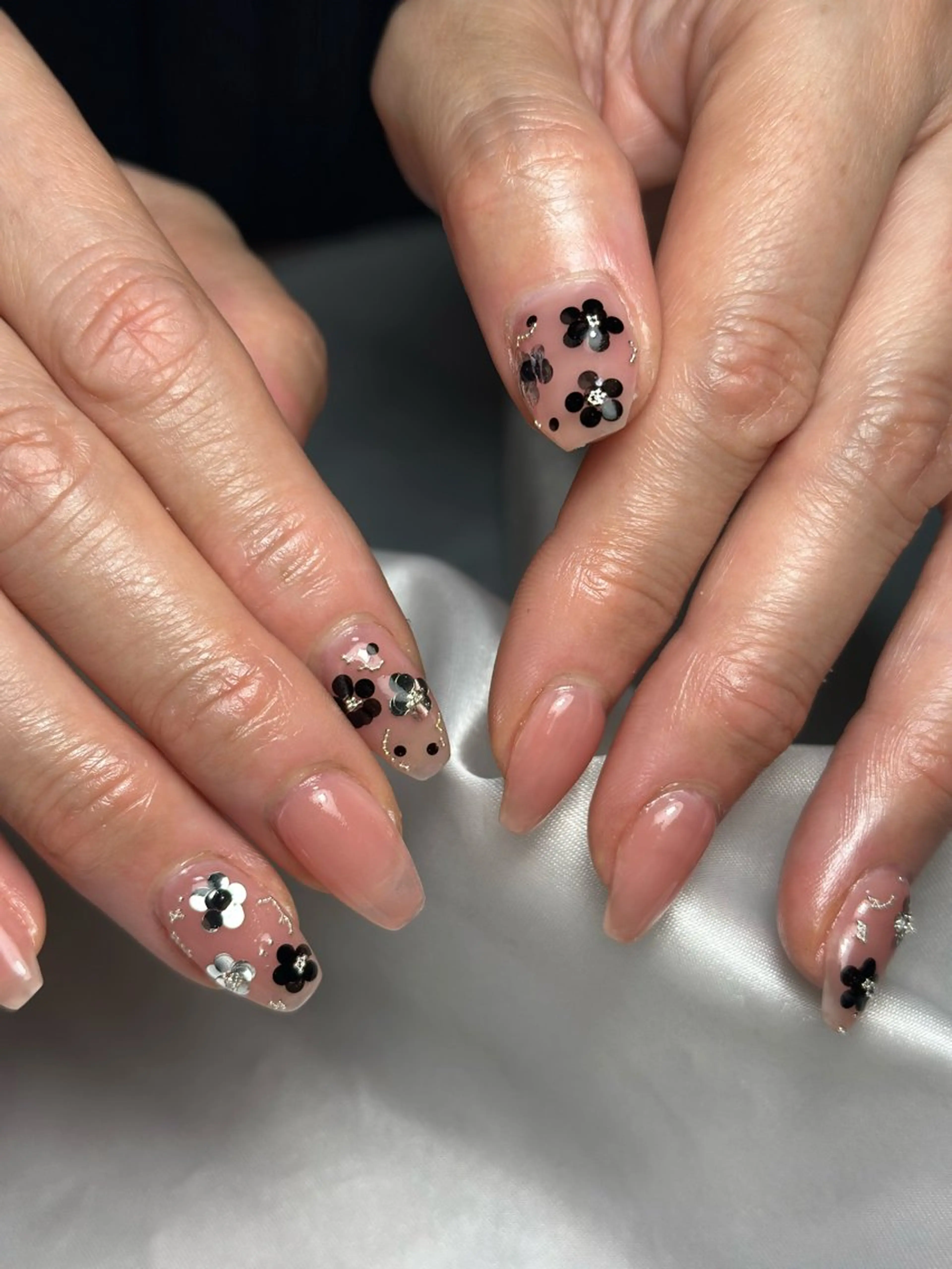 ネイル フラワーネイル ホログラムネイル nail salon 凪のネイルデザイン