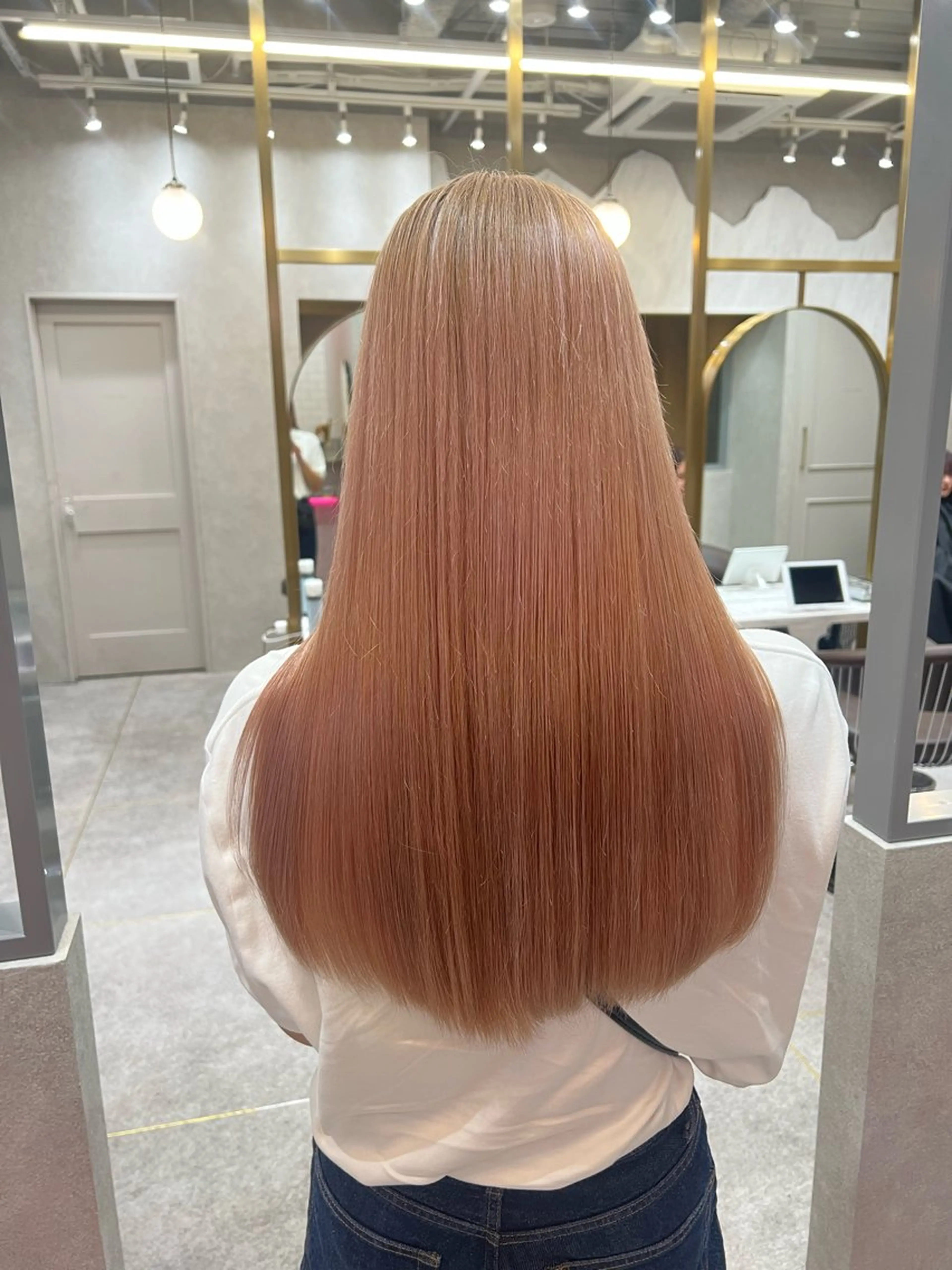 ロング カラー ヘアアレンジ ARIA💎縮毛矯正 ブリーチ💎複雑履歴のヘアスタイル