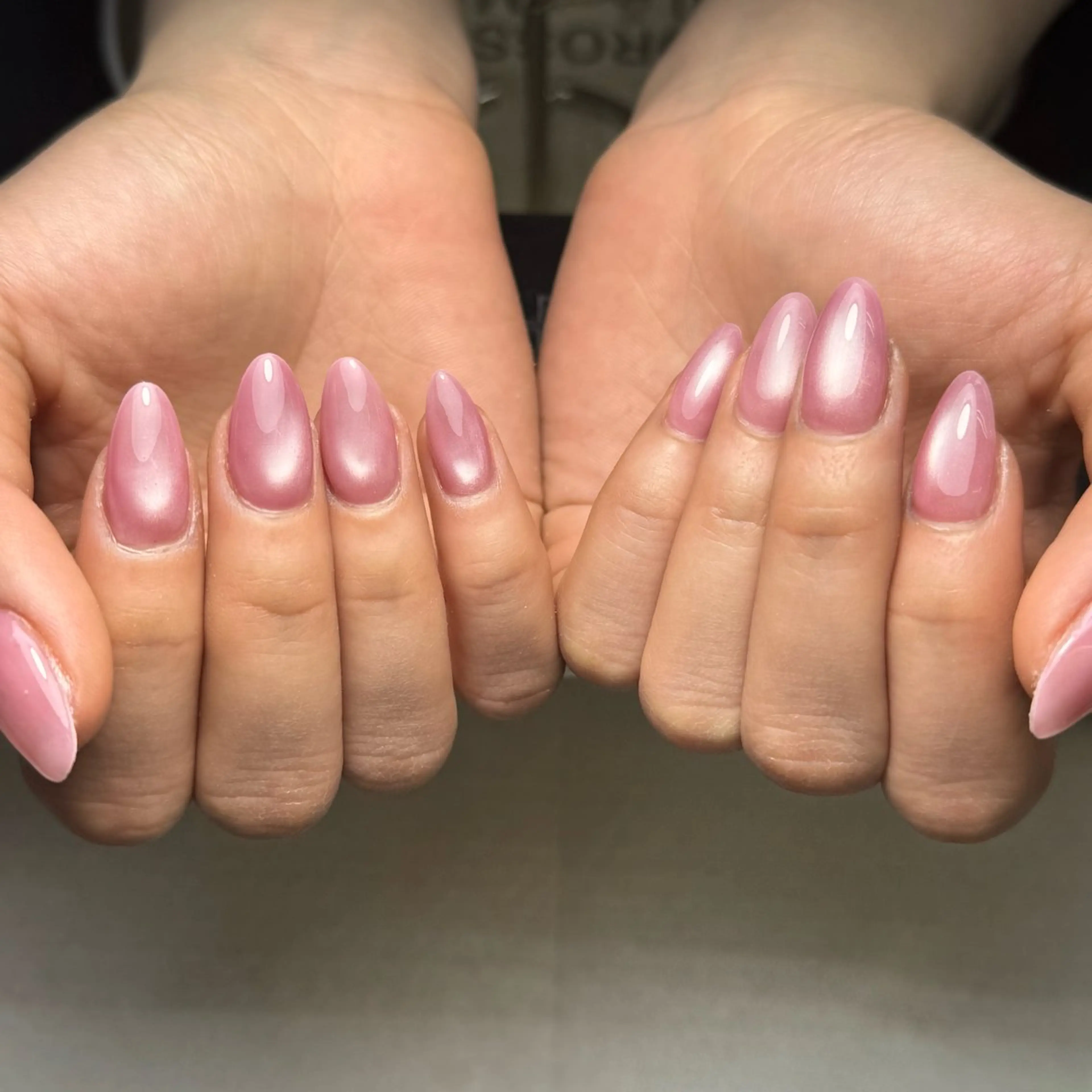 ネイル ハンドネイル いちご ちゃんのネイルデザイン