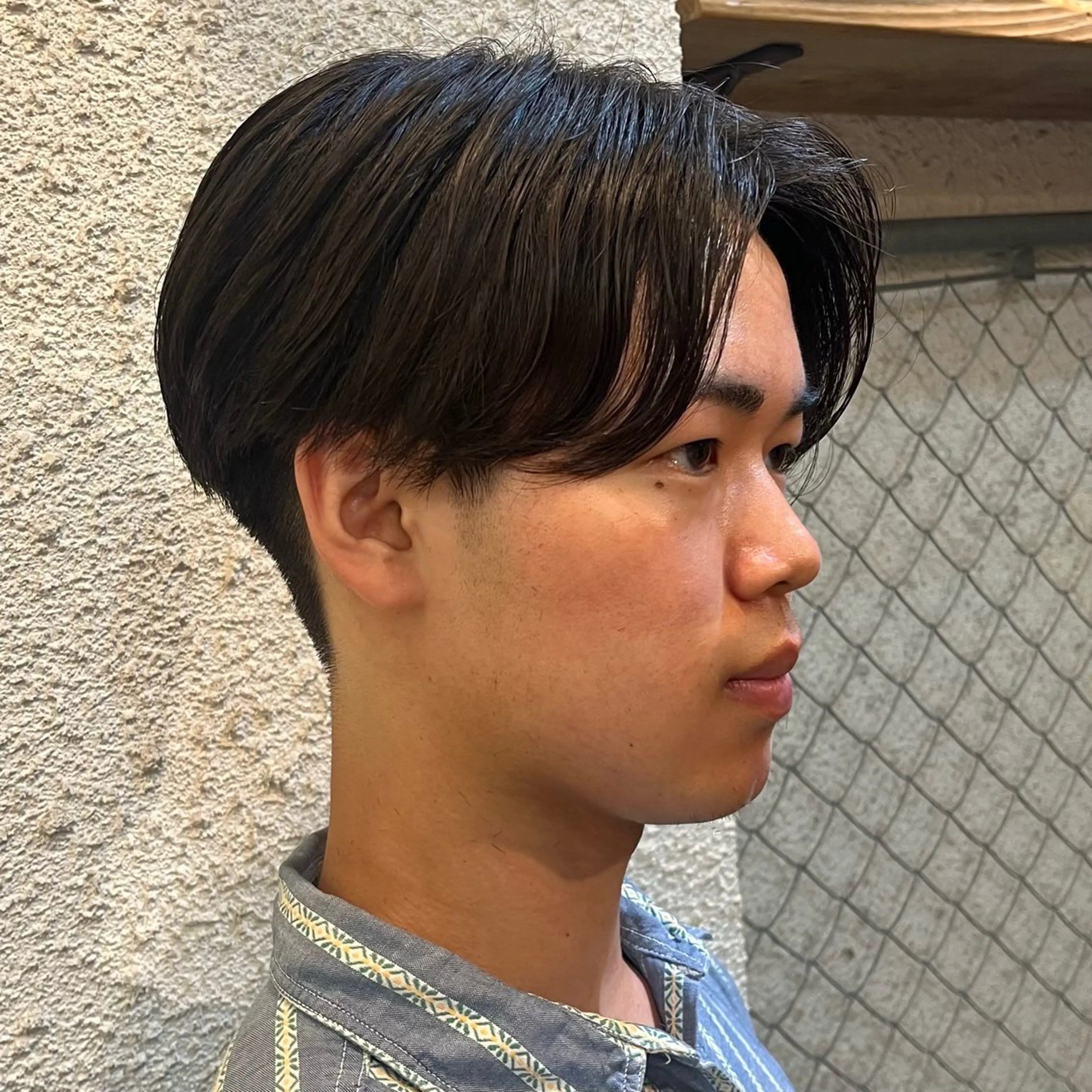 ショート メンズ センターパート マッシュ 最強デザインカラー/ ブリーチ/アヤミ🌟のヘアスタイル