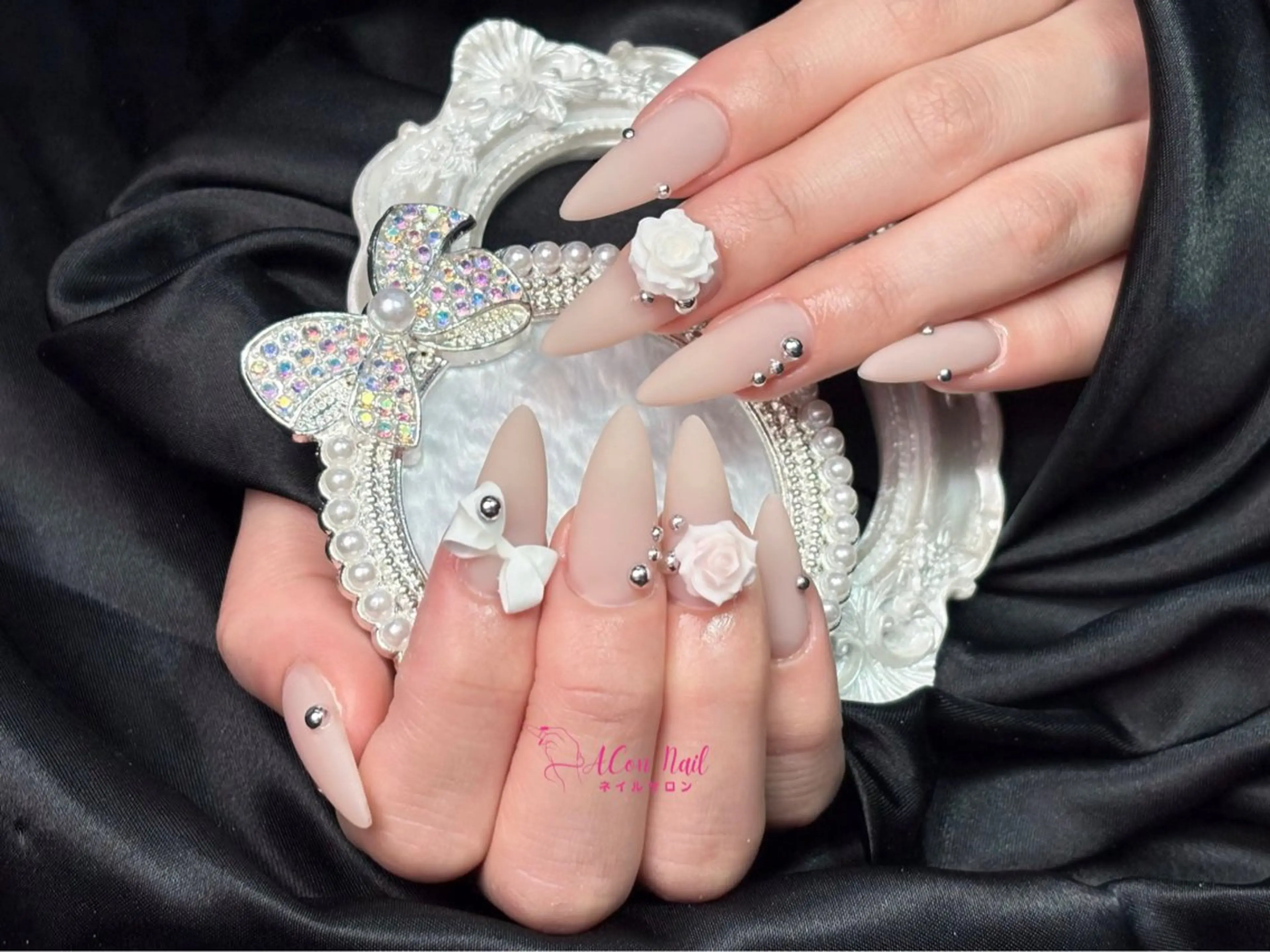 ネイル 桜ネイル 長さ出し フラワーネイル フレンチネイル ジェルネイル ハンドネイル ACon NailSalonのネイルデザイン