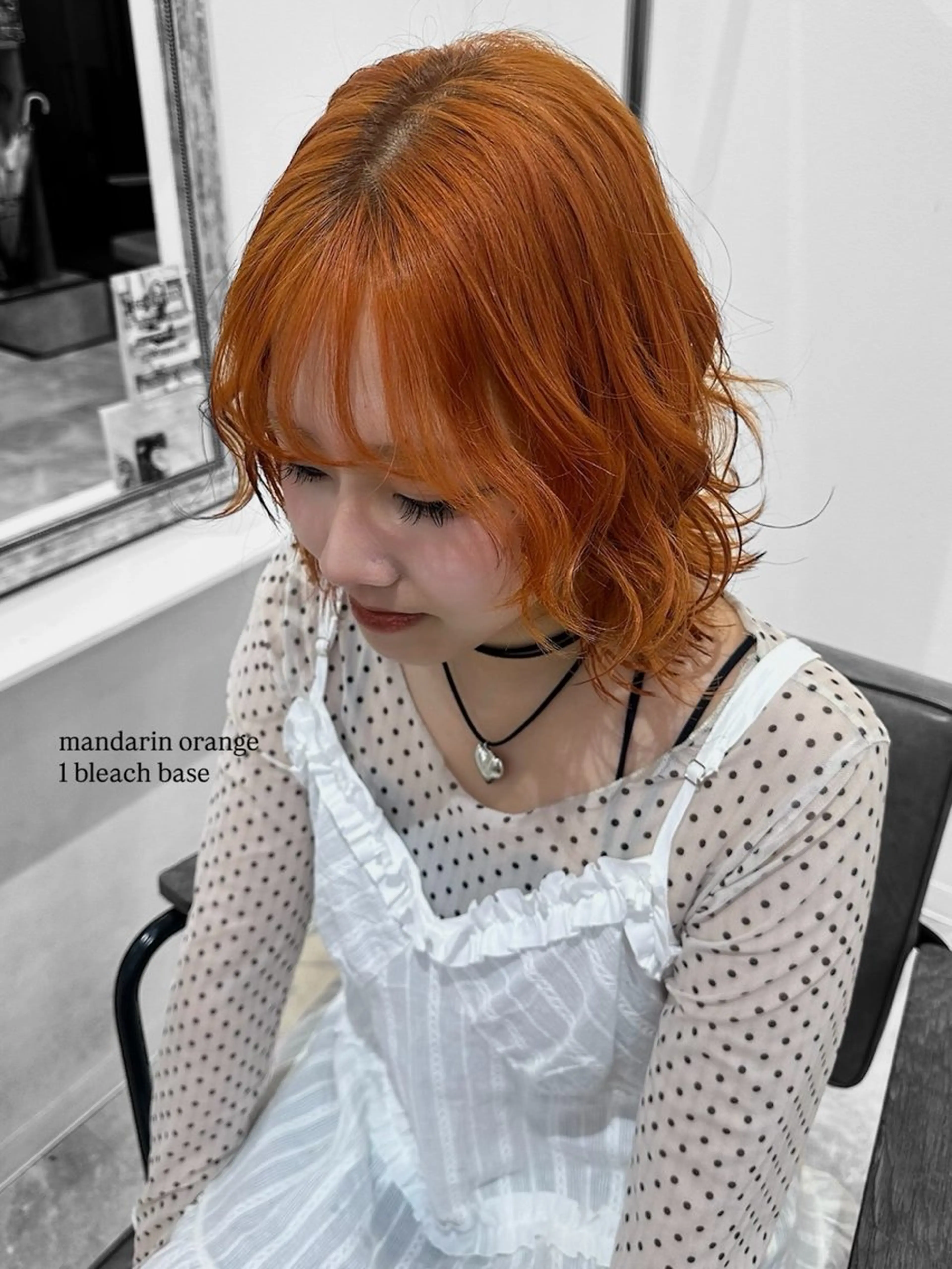 ミディアム カラー ブリーチ オレンジ ヘアカラー トリートメント ura/デザイン/ ハイトーン/個性派のヘアスタイル