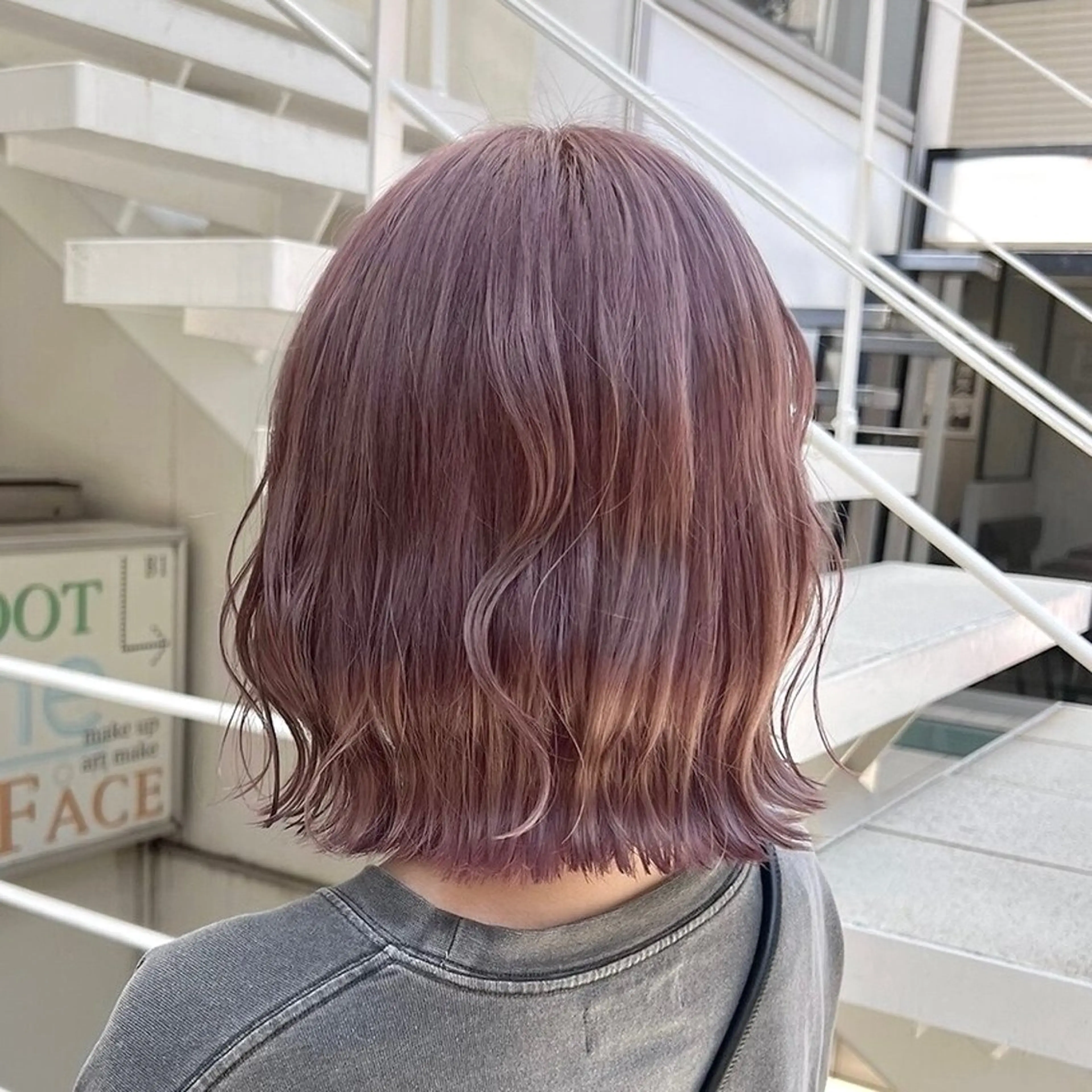 ショート カラー ブリーチ ハイトーンカラー ラベンダーカラー ラベンダーピンク ピンクカラー 💖ブリーチ/暖色 𝐘𝐮𝐢💖のヘアスタイル