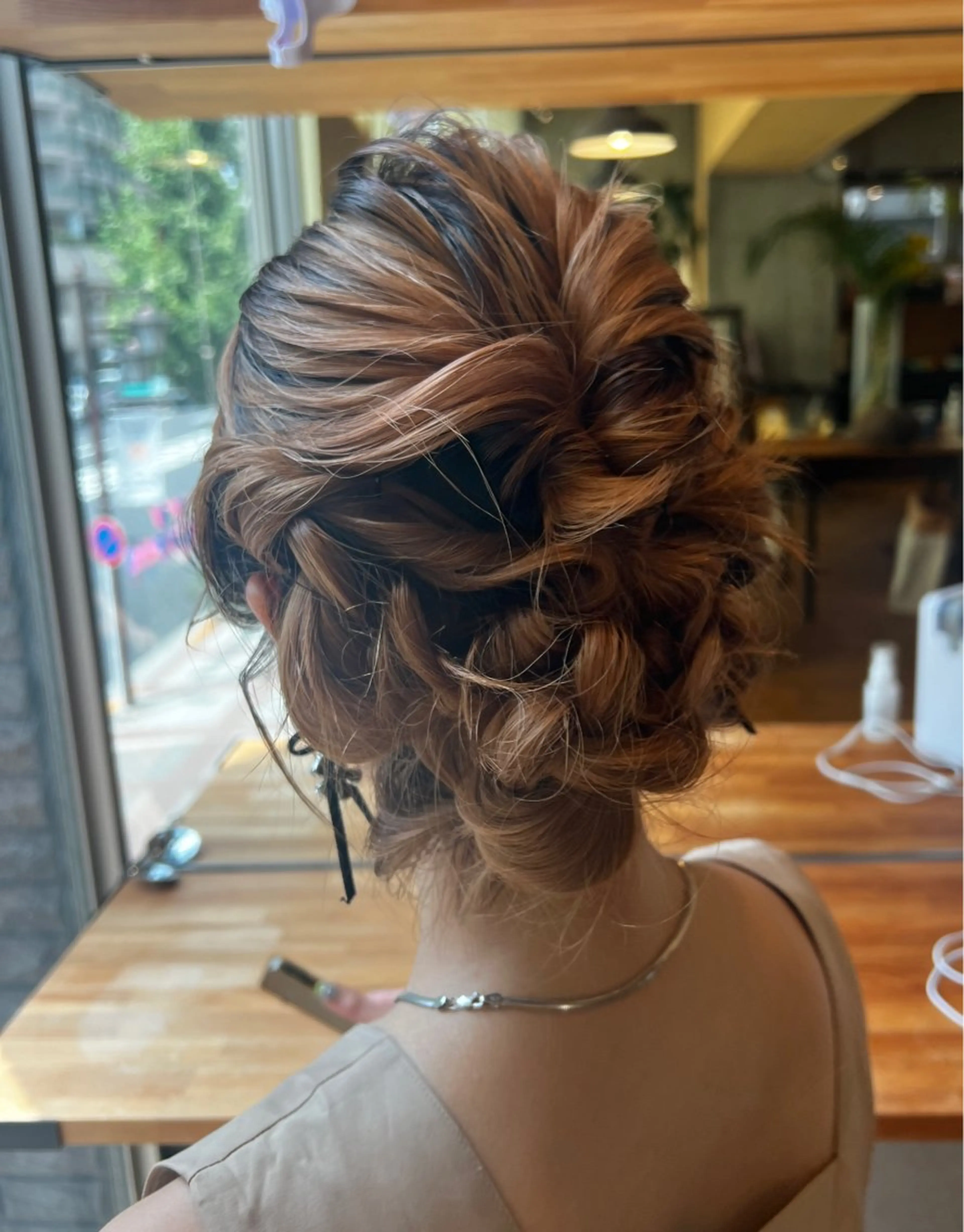 ロング ヘアセット 両国駅徒歩1分⭐️ アイロン仕上げのヘアスタイル
