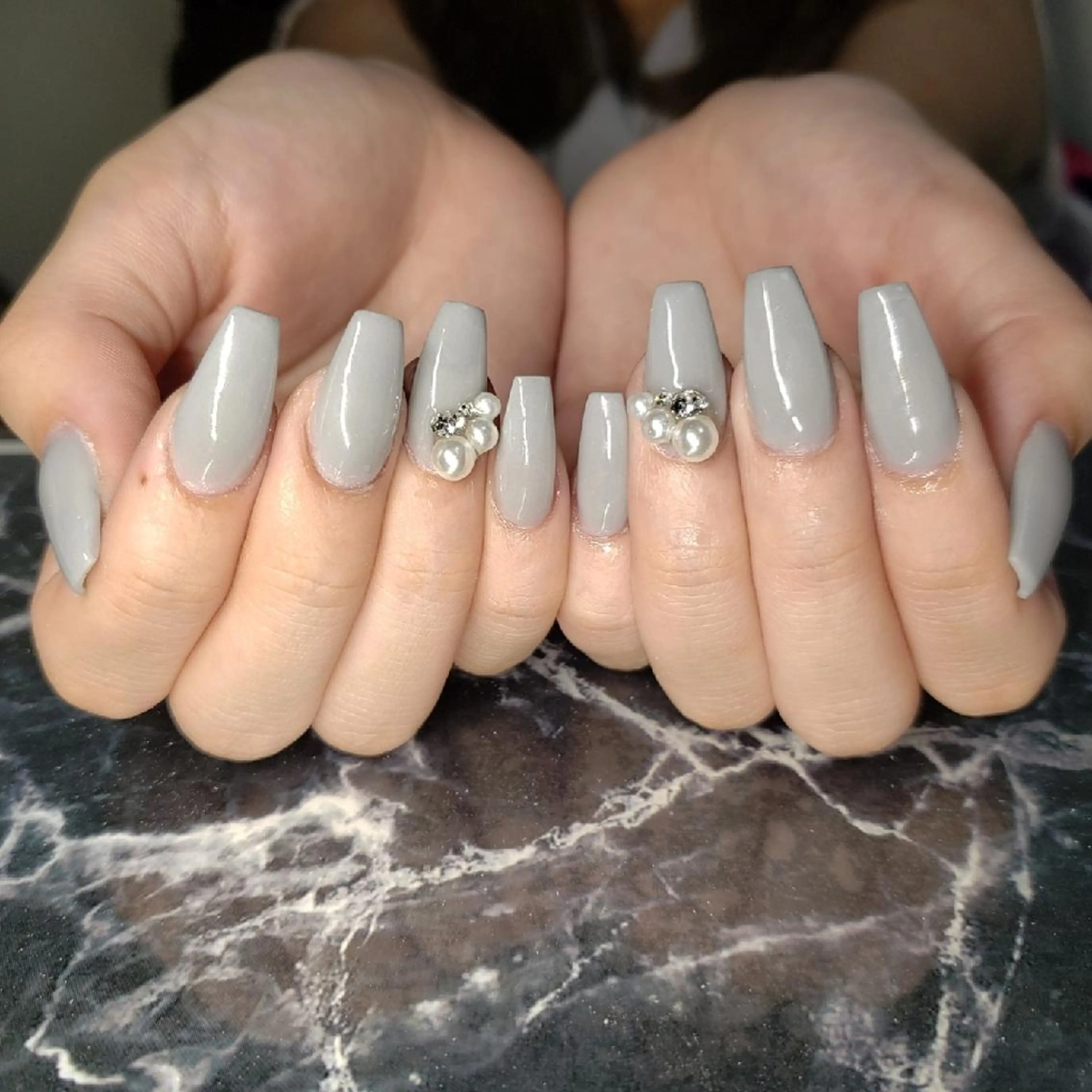 ミディアム ネイル ハンドネイル クロキ 。のネイルデザイン