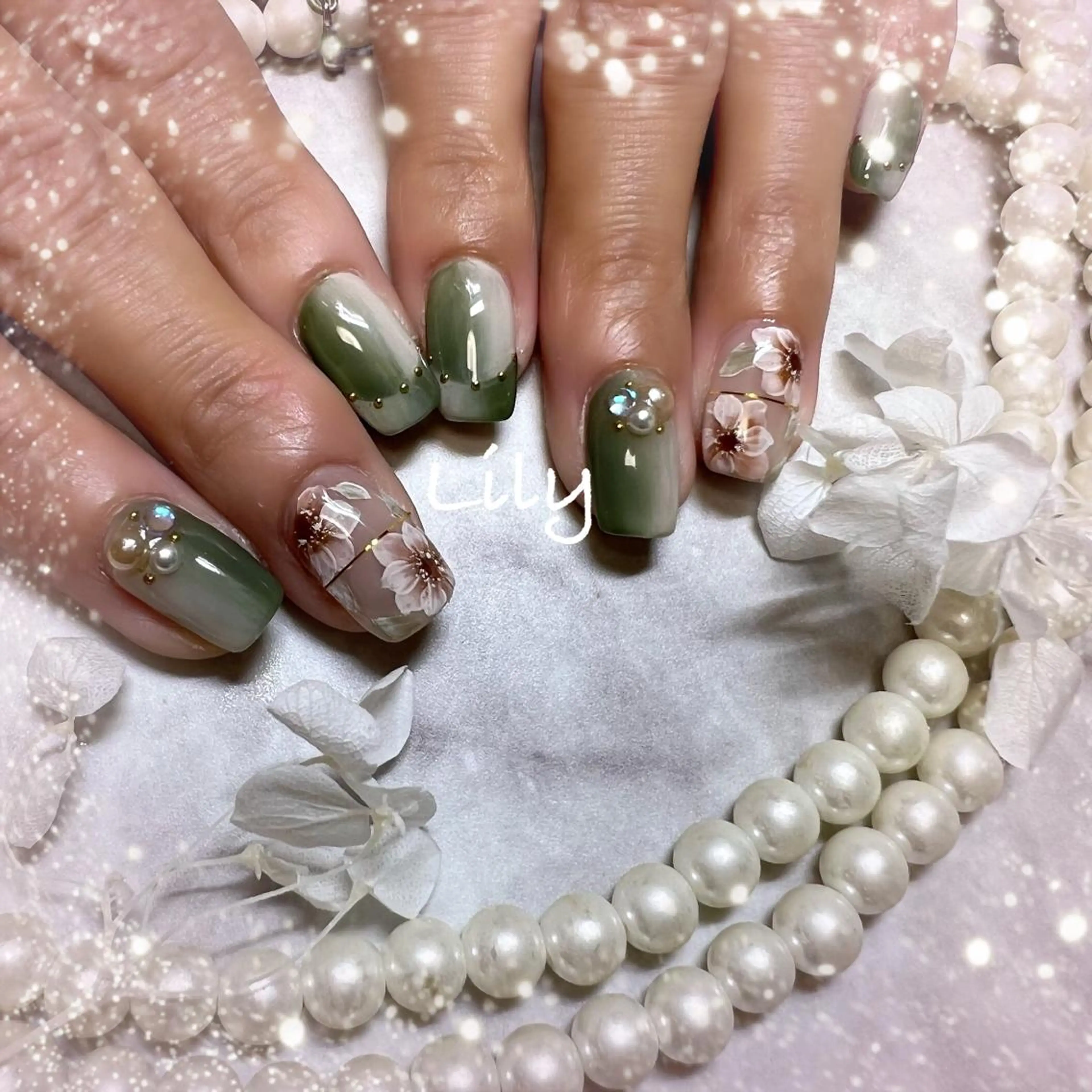 ネイル Lily*nail 🌻Mii🌻のネイルデザイン