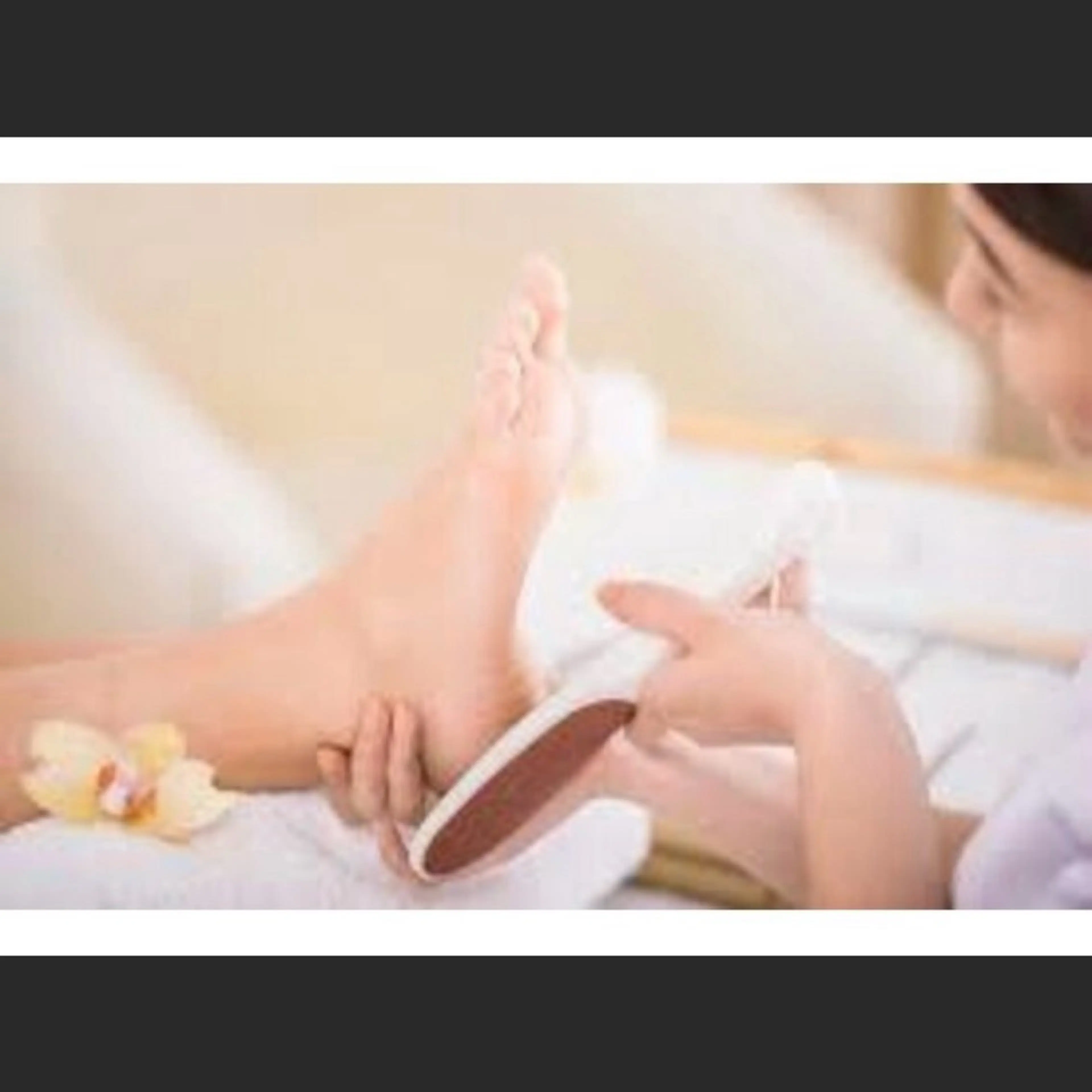 ネイル フットネイル Regene NIHEIのネイルデザイン