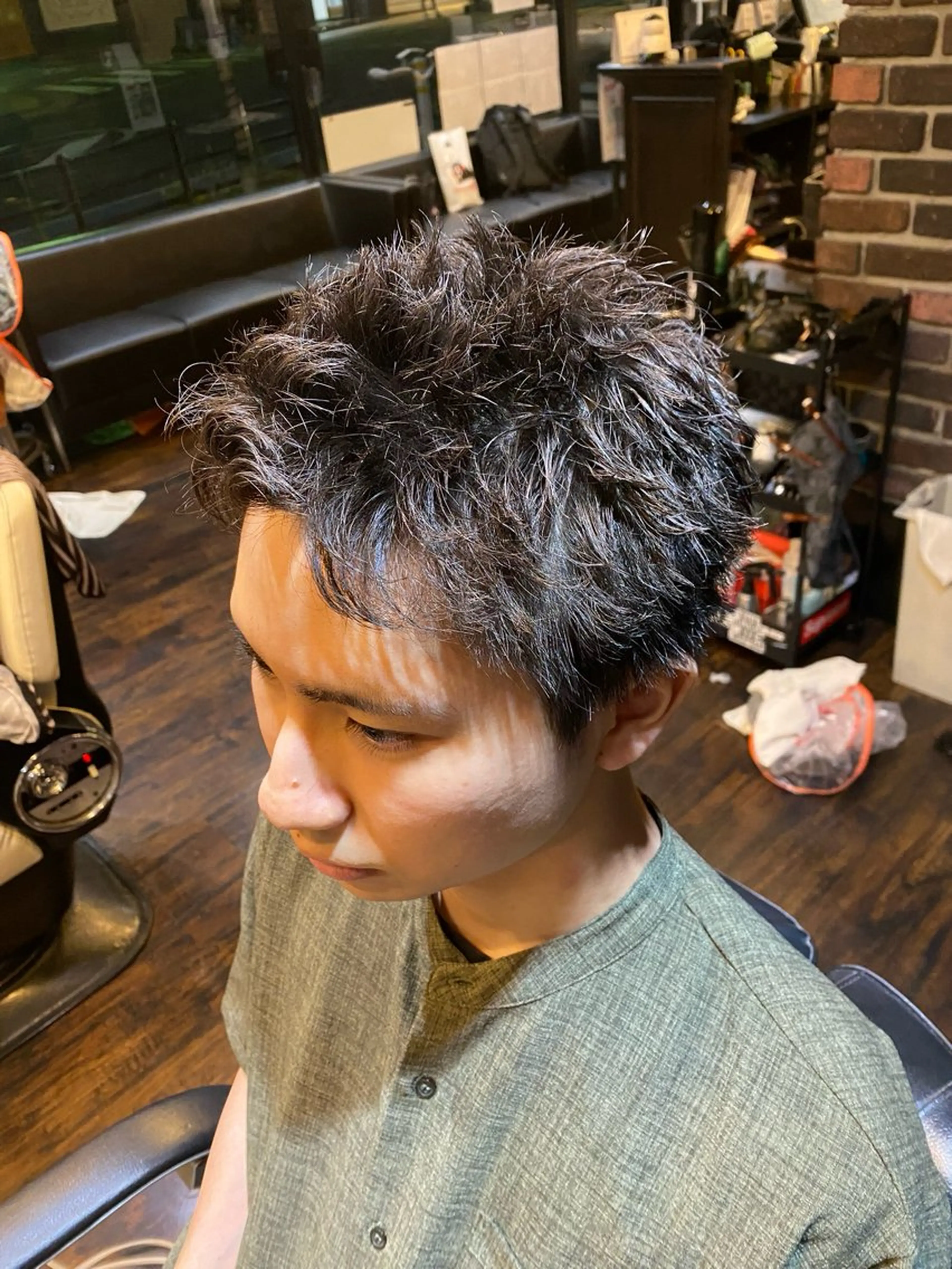 ショート パーマ メンズ メンズパーマ スパイキーショート ショートヘア カット パーマ 🌟夜から通える🌟 メンズ専門店長RENのヘアスタイル