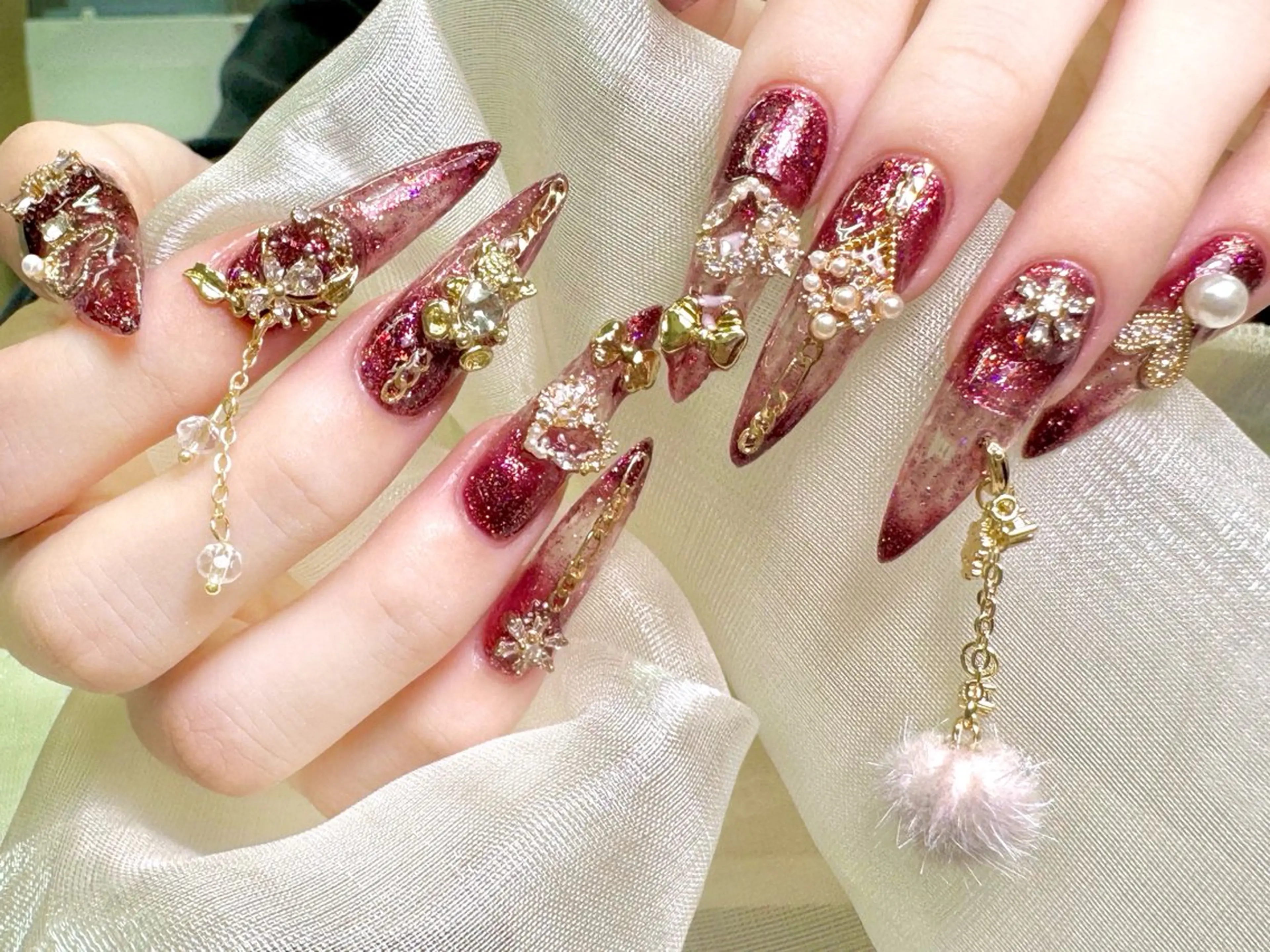 ネイル lucky nail 歌舞伎町のネイルデザイン