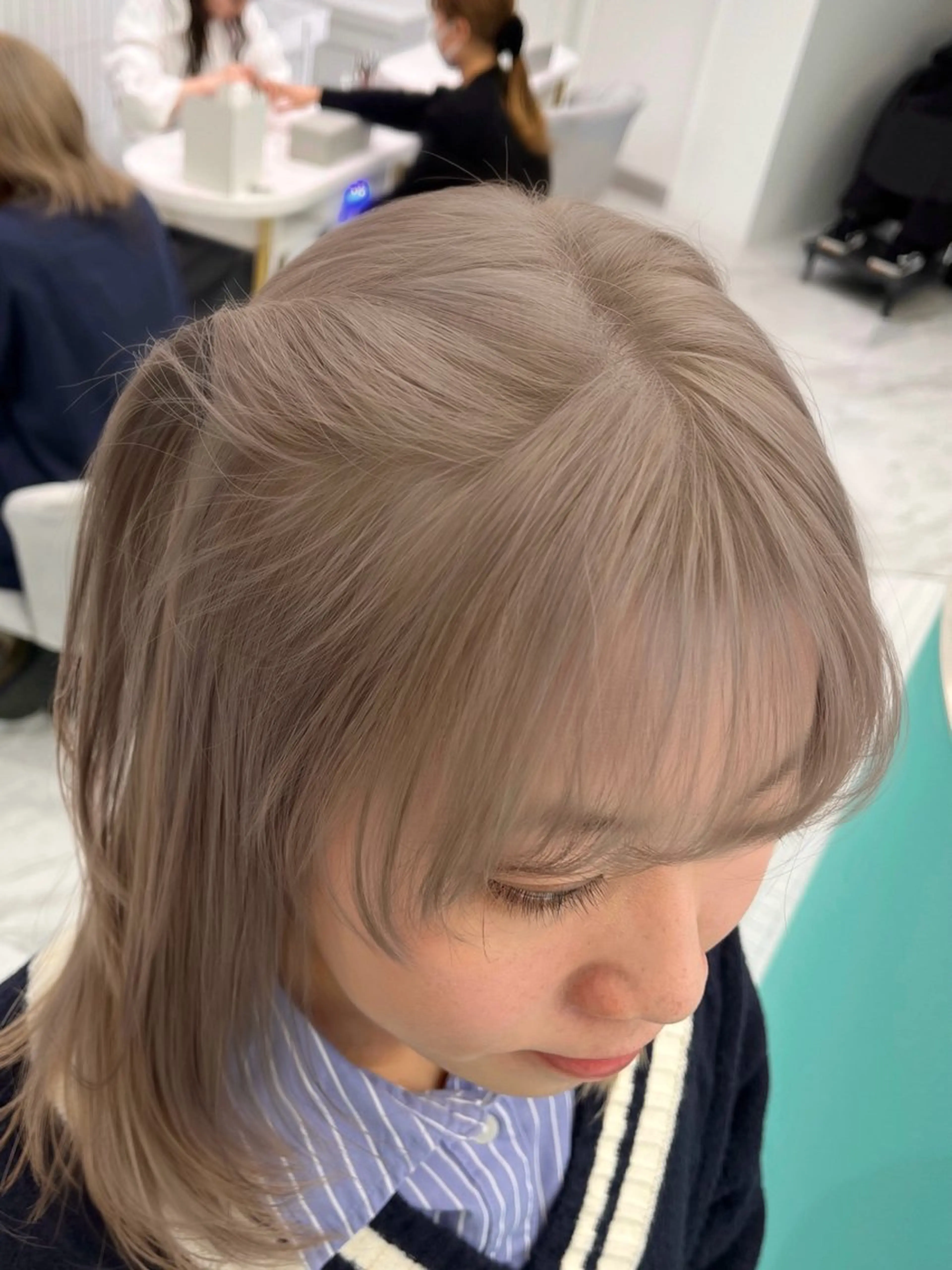 🎀限定価格🎀カット+ブリーチカラー+トリートメント✨ダメージオフブリーチあり🫶🏻の写真