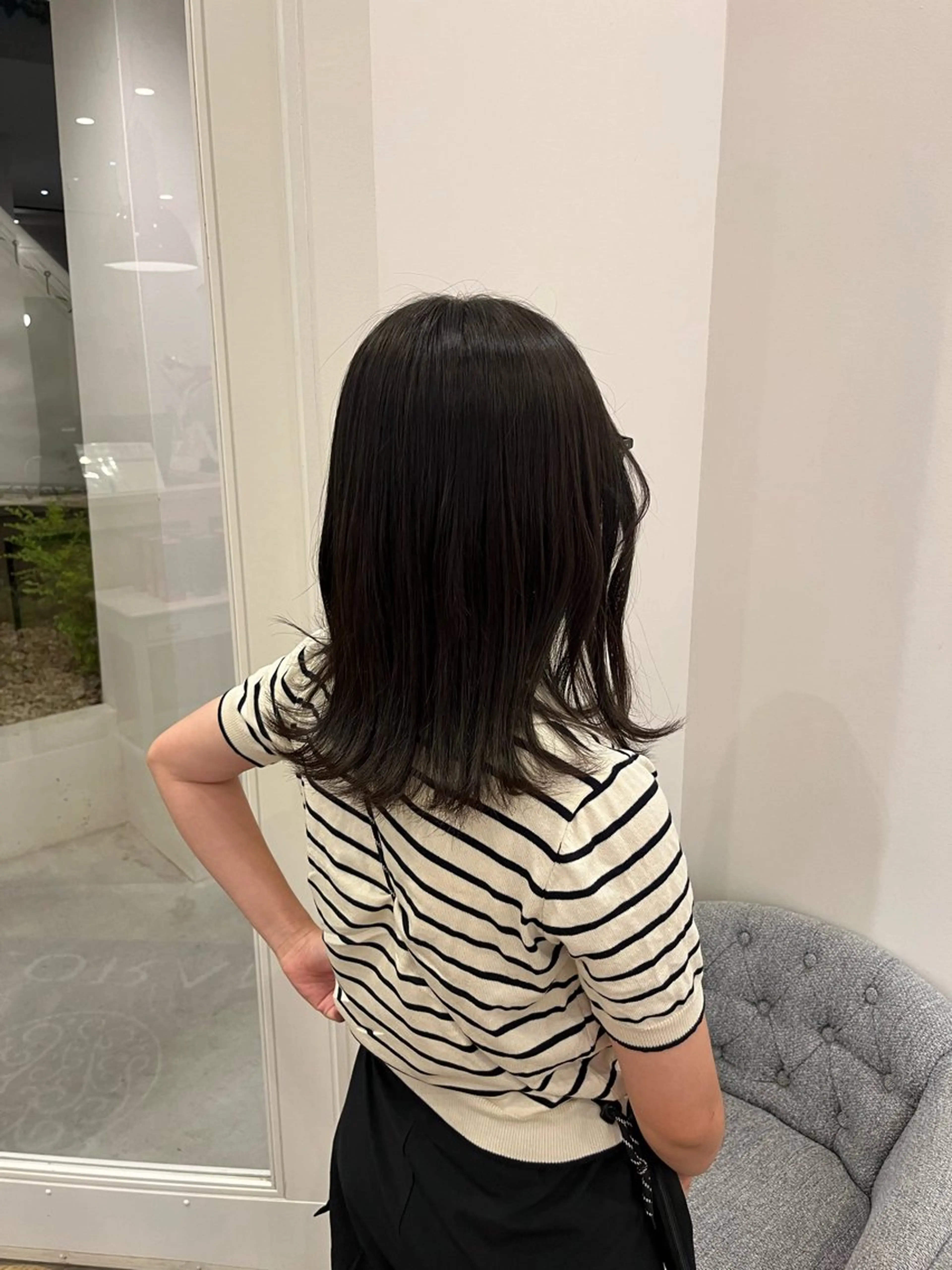 ミディアム LORAN 寺田のヘアスタイル