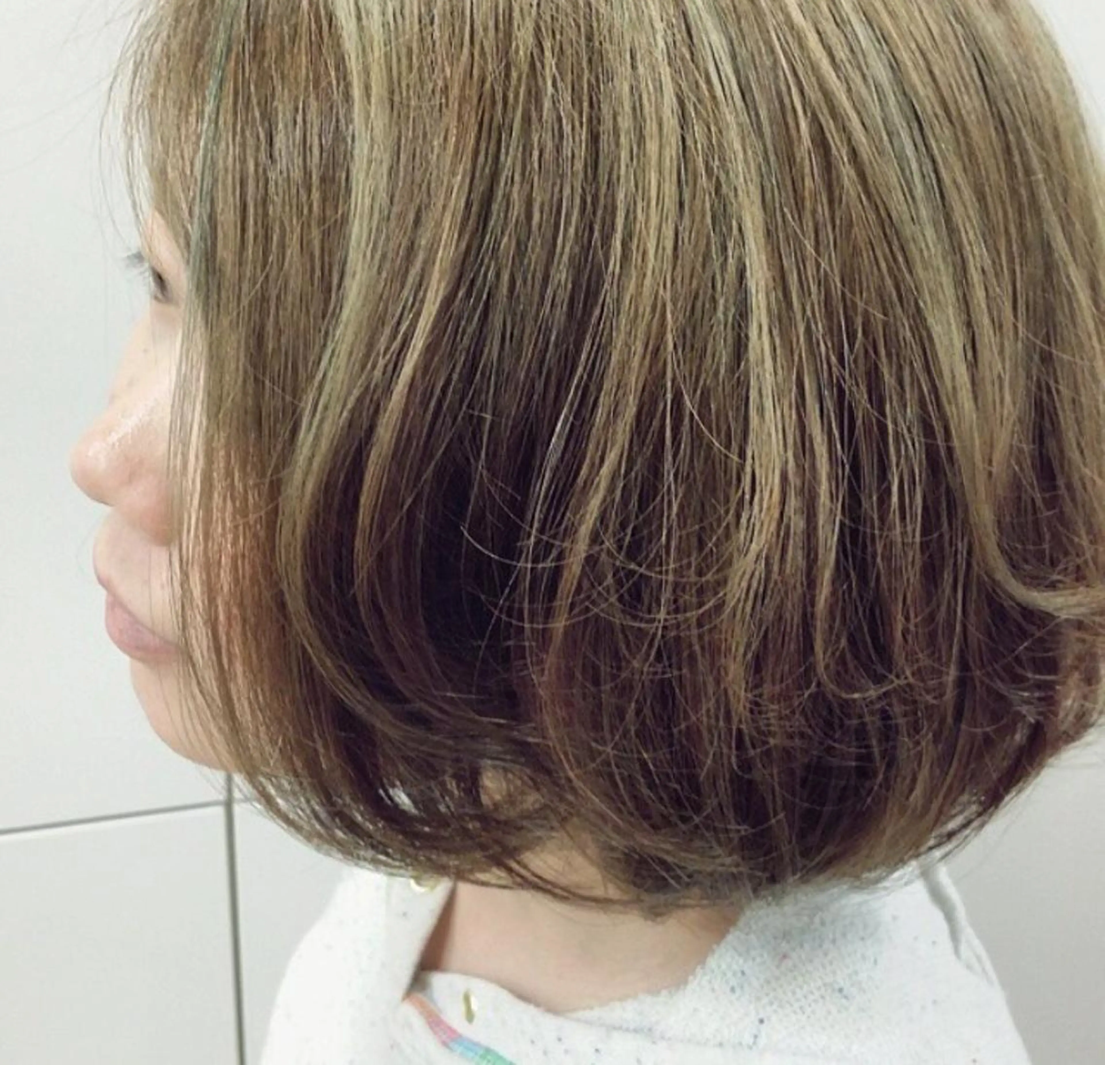 ショート カラー _WHITE高槻店 yusukeのヘアスタイル