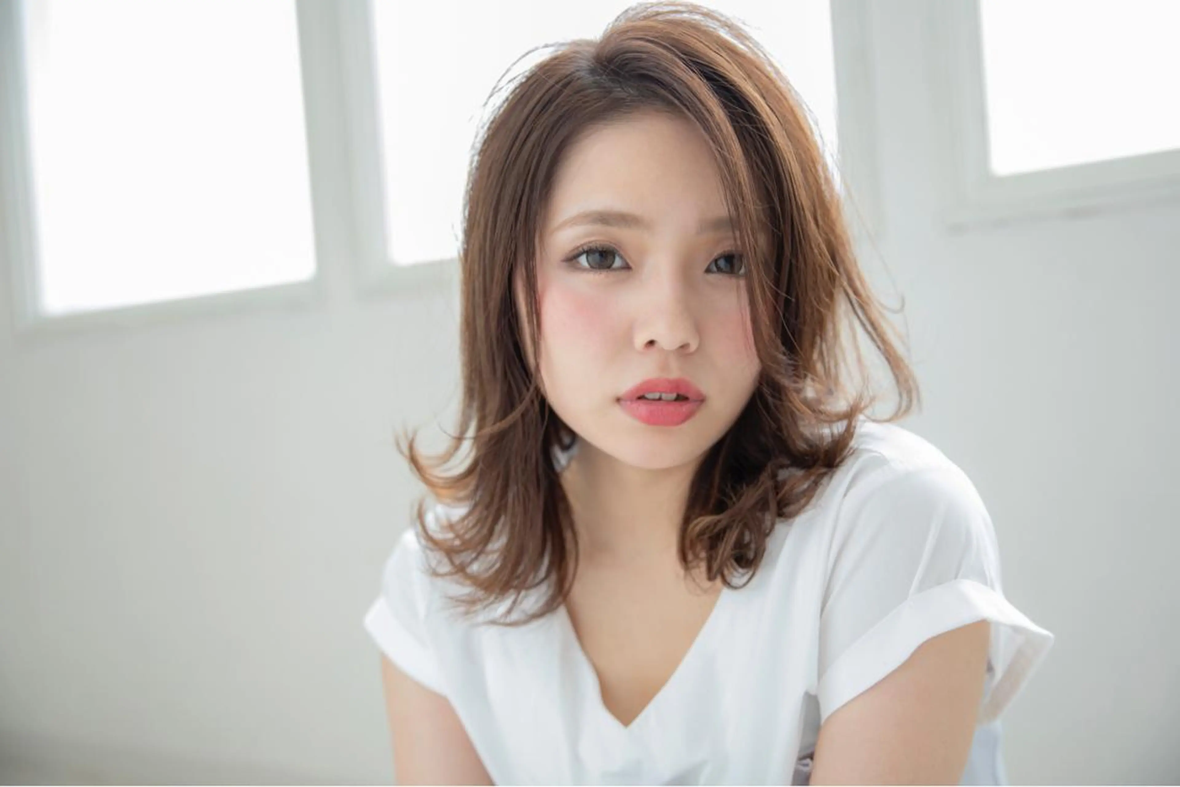 ミディアム 外ハネヘア 山下 尚美のヘアスタイル