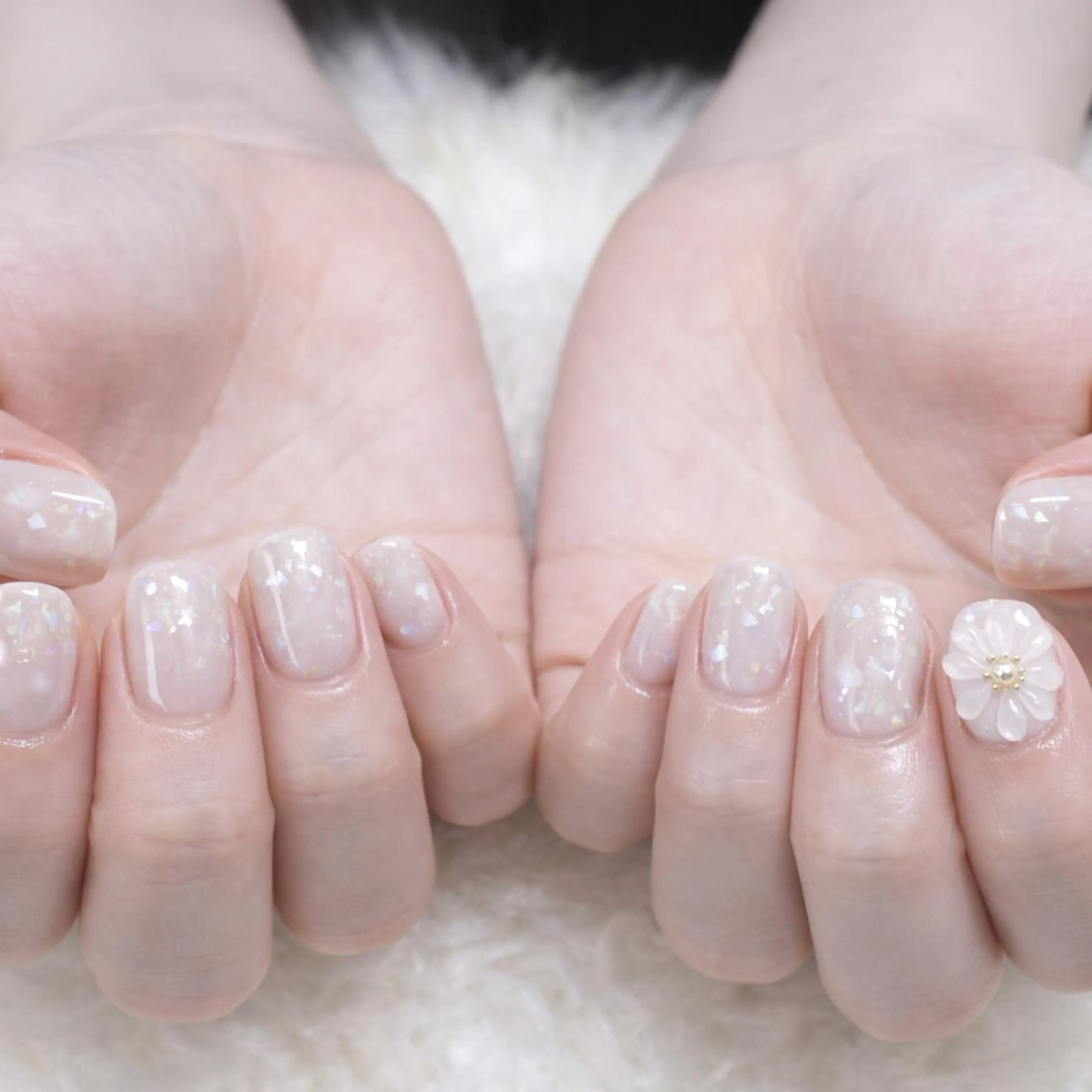 ネイル フラワーネイル キラキラネイル ハンドネイル Miku. Nのネイルデザイン