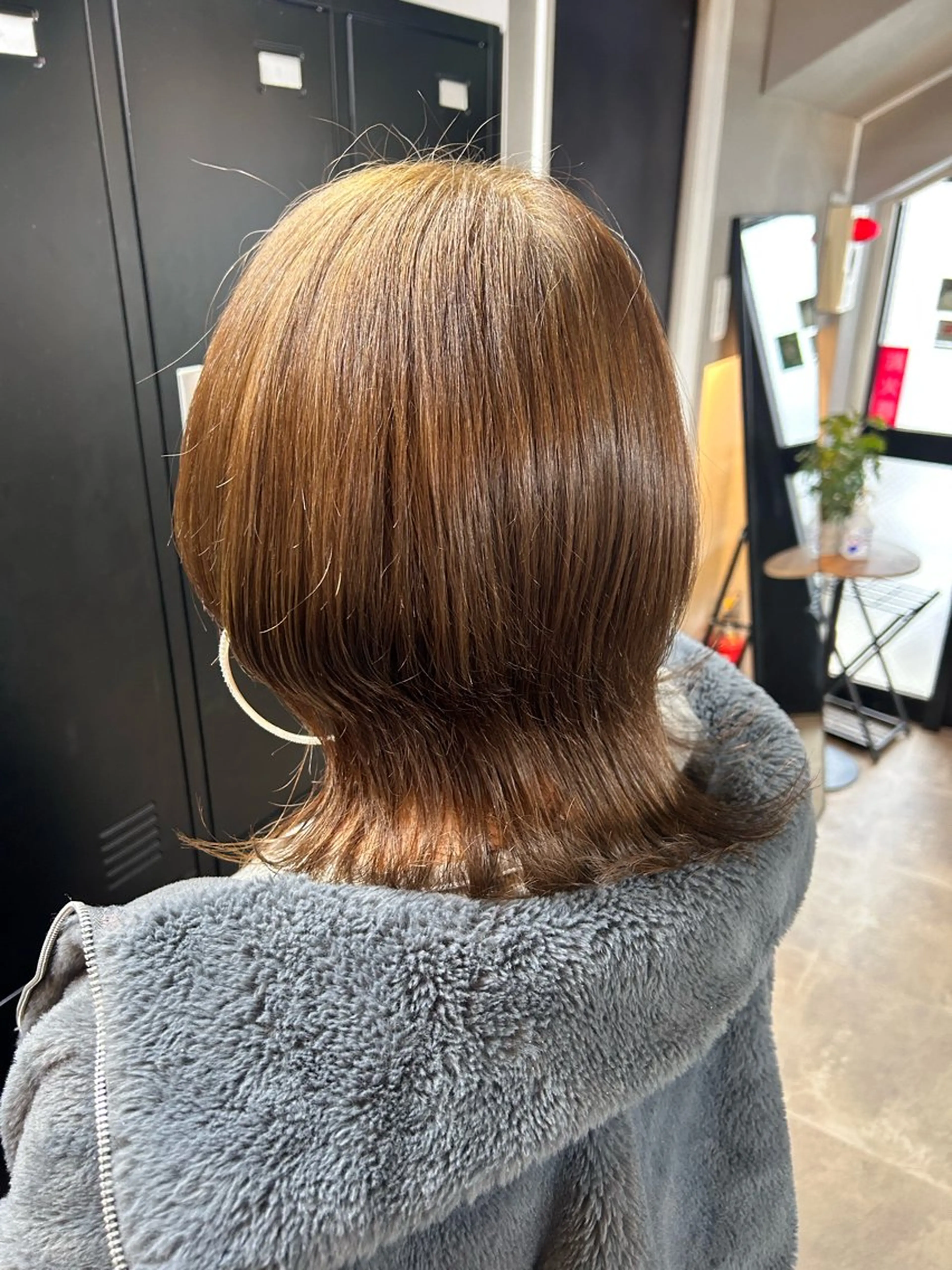 ミディアム アッシュ ウルフカット カット ヘアカラー Ryusei .のヘアスタイル