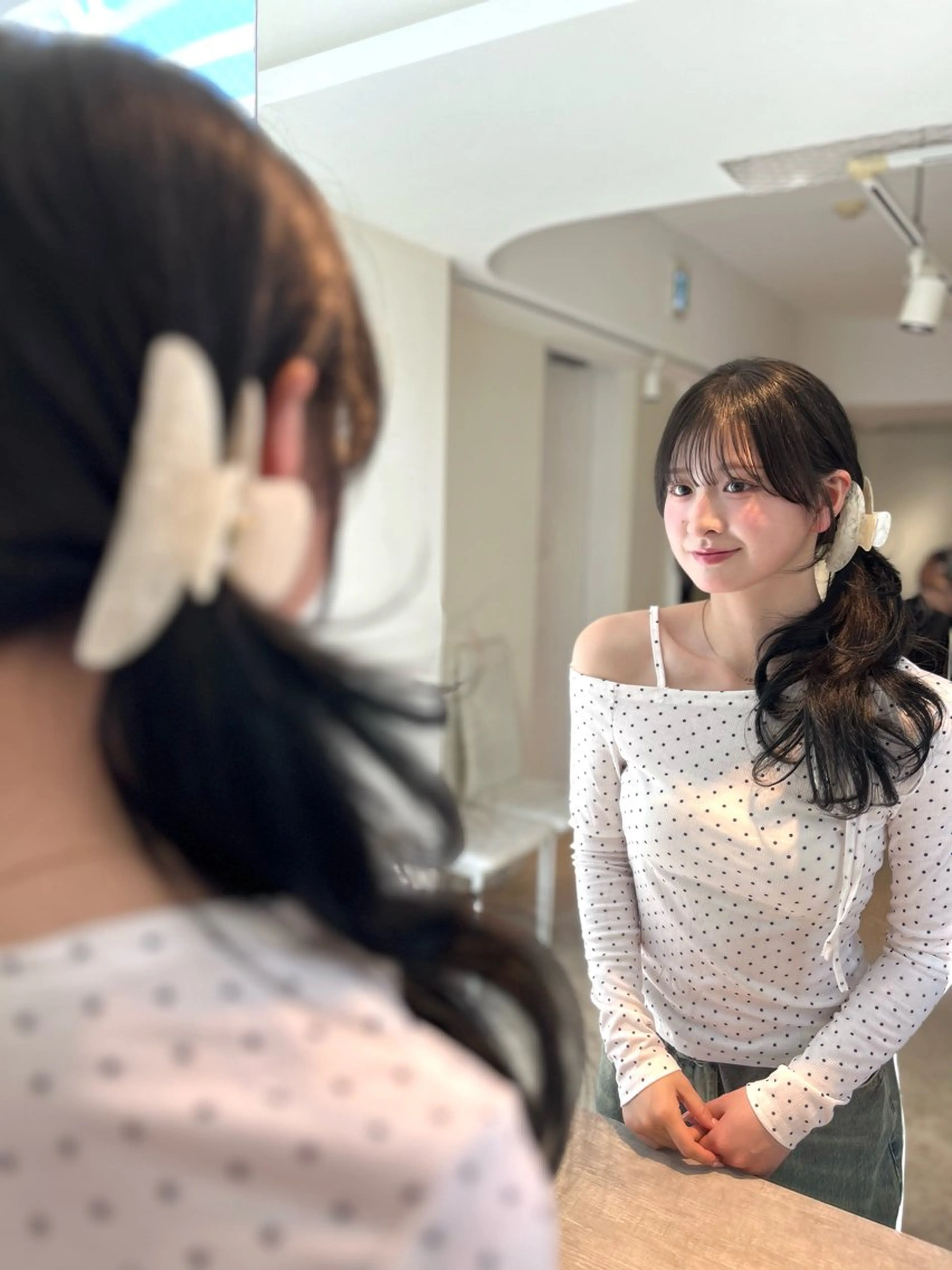 セミロング トリートメント カット ヘアカラー トリートメント ♥️透明感×抜け感 ベージュ/佑珠♥️のヘアスタイル