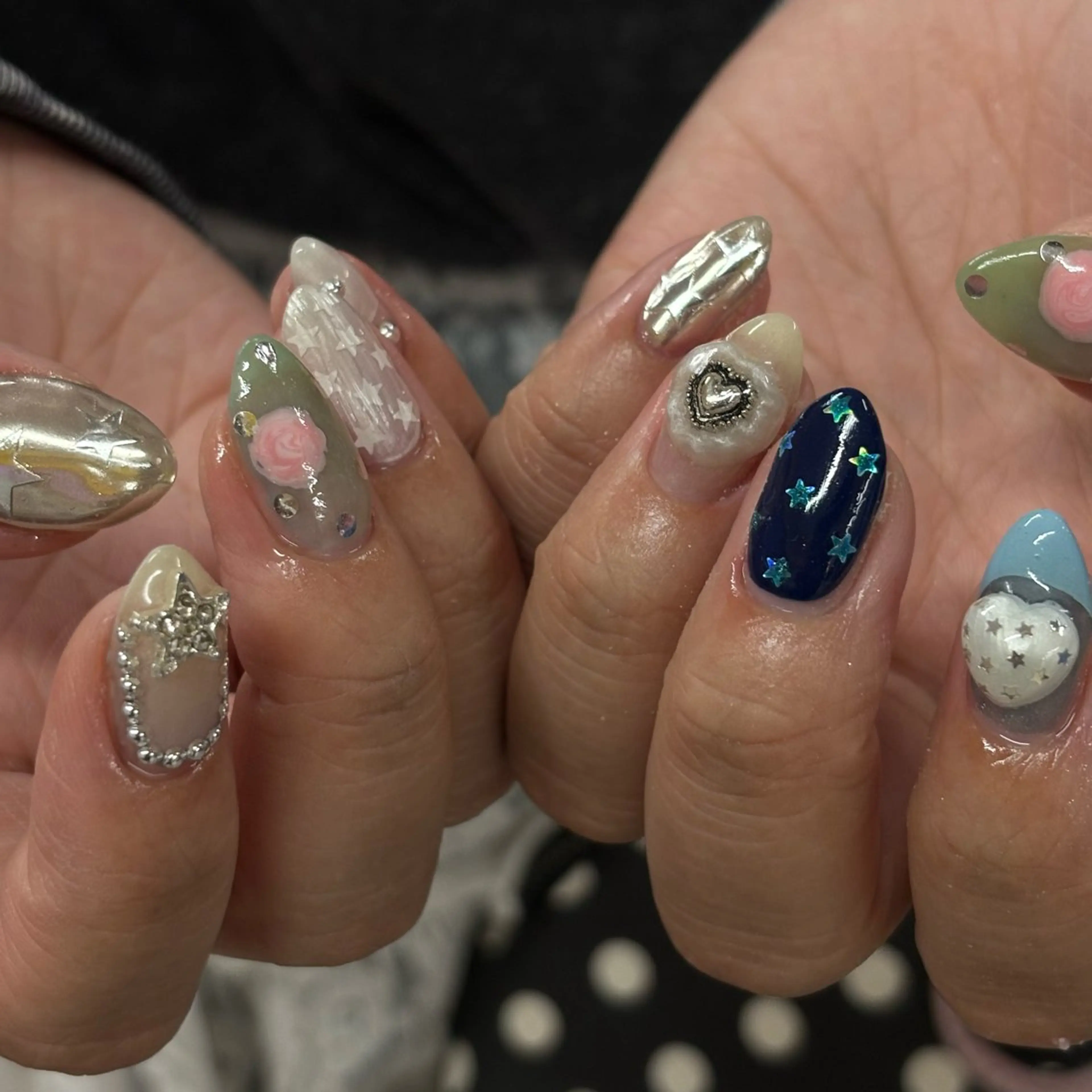ネイル ハンドネイル フットネイル yuri / 個性派nailのネイルデザイン