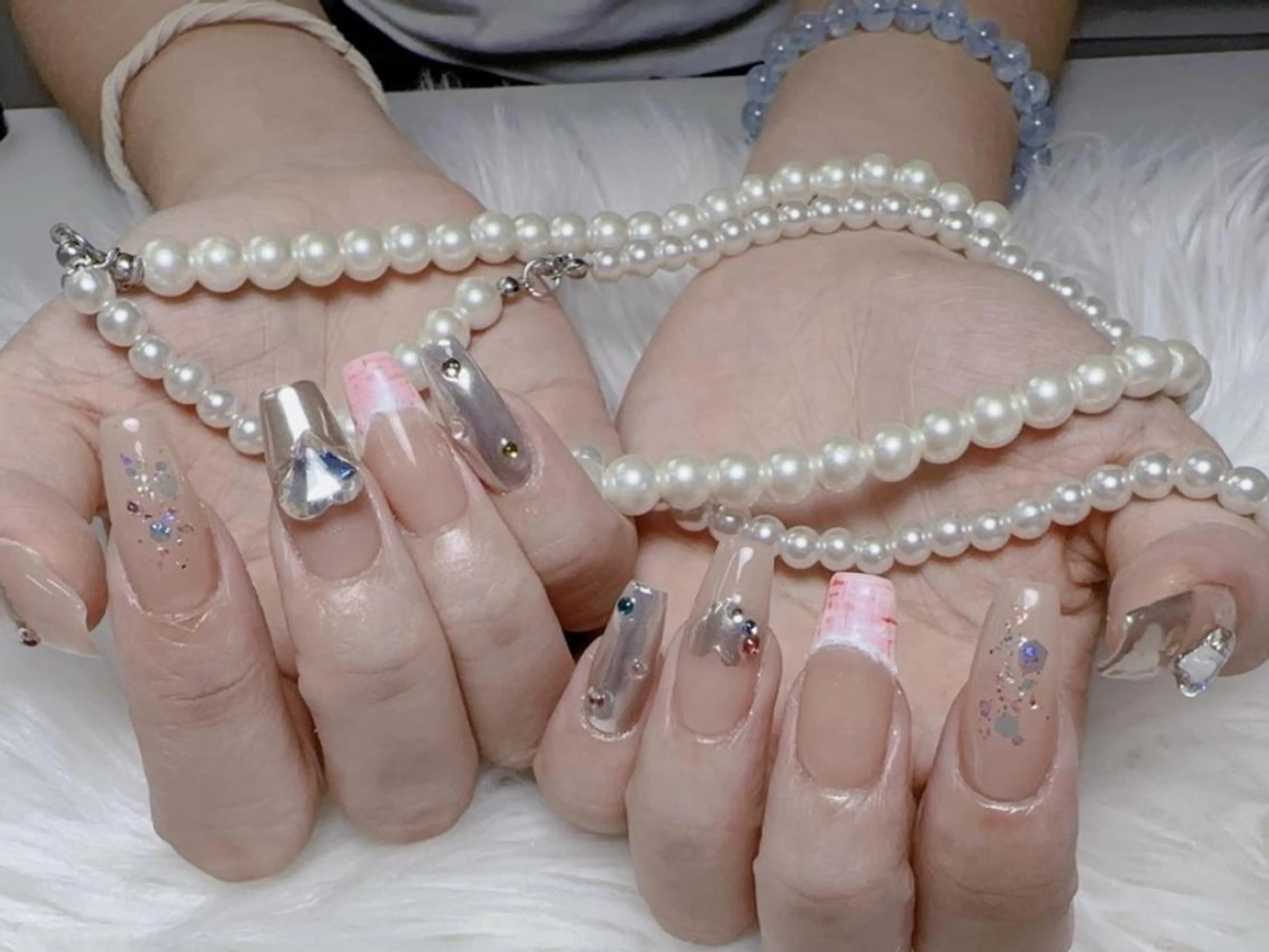 メンズ ネイル アートネイル フレンチネイル ジェルネイル キラキラネイル パラジェル Bloom kabukiのネイルデザイン