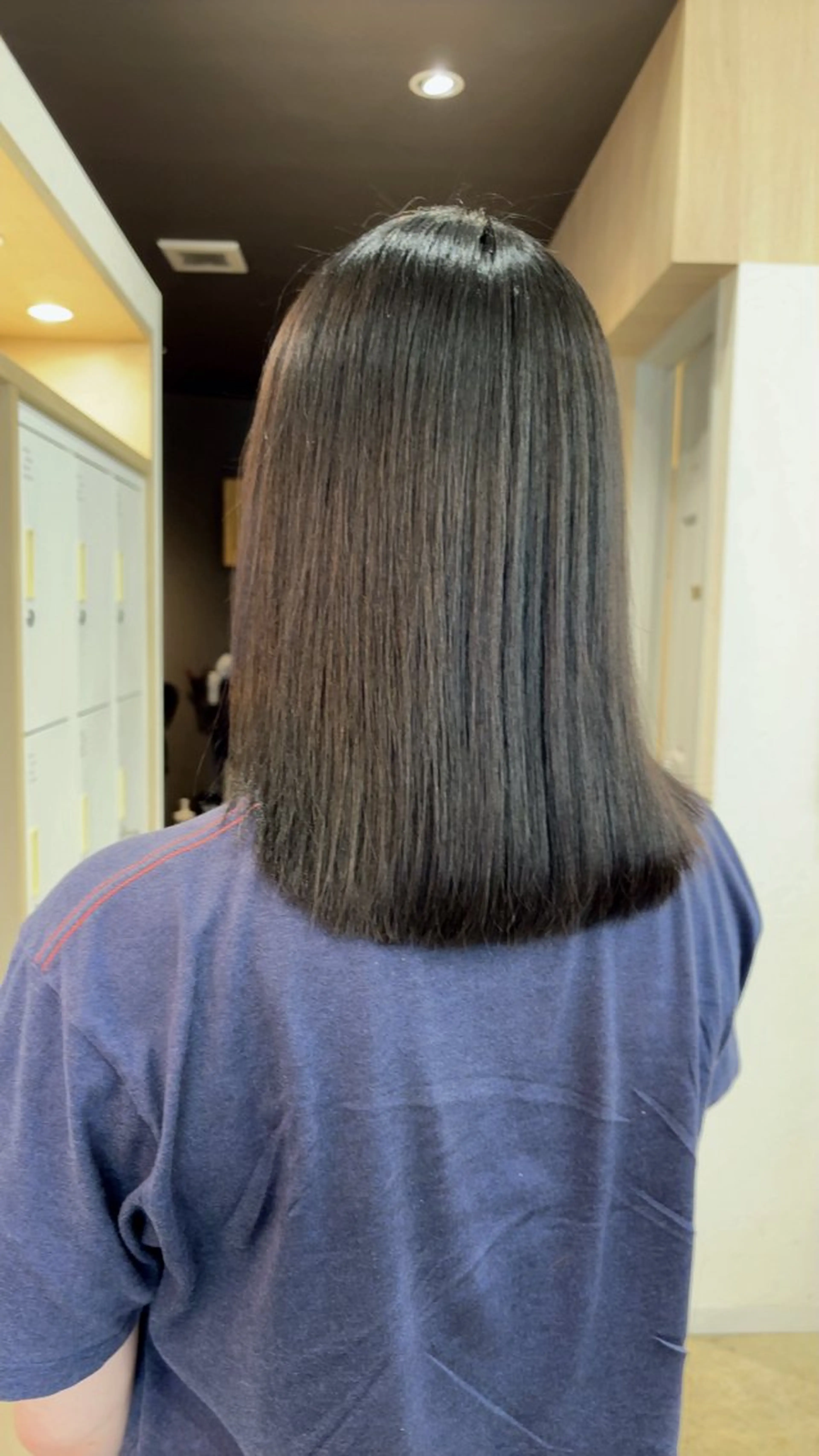 ミディアム パーマ カット 縮毛矯正 🪽髪質改善矯正 🤍MIU🤍のヘアスタイル