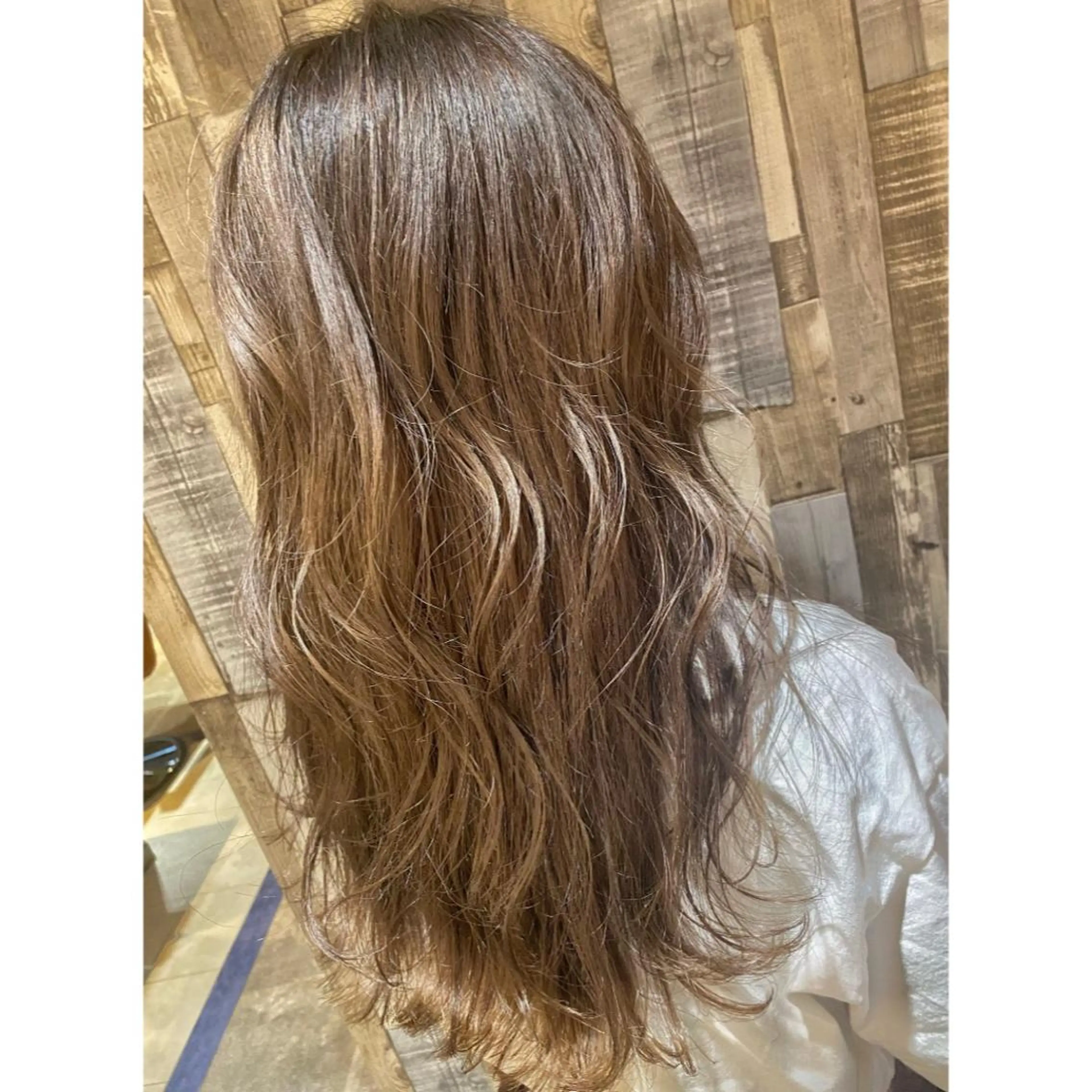 カラー 🐻結んで可愛い hair EMI🐻のヘアスタイル