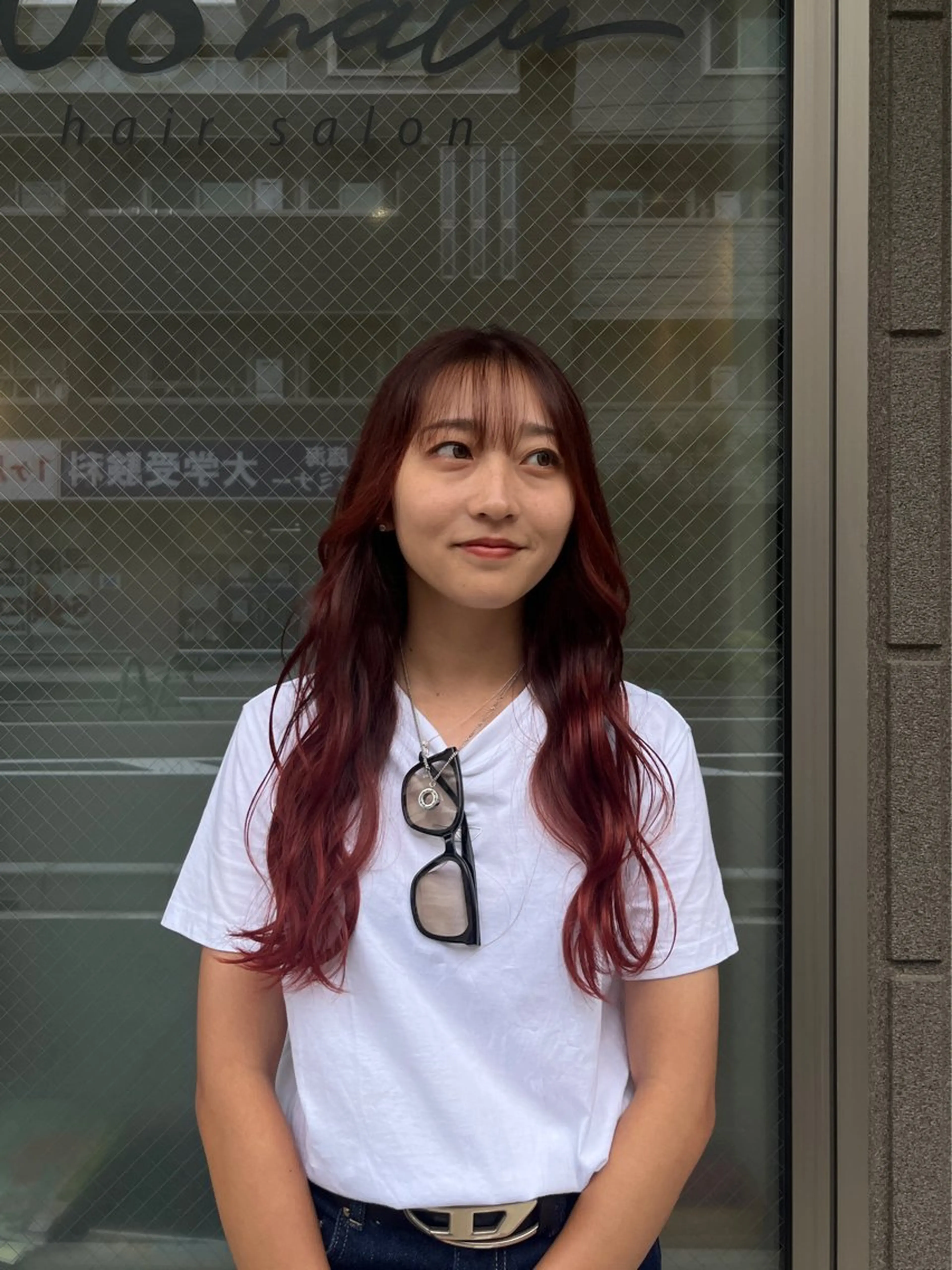 ロング 荒井 茉凜のヘアスタイル