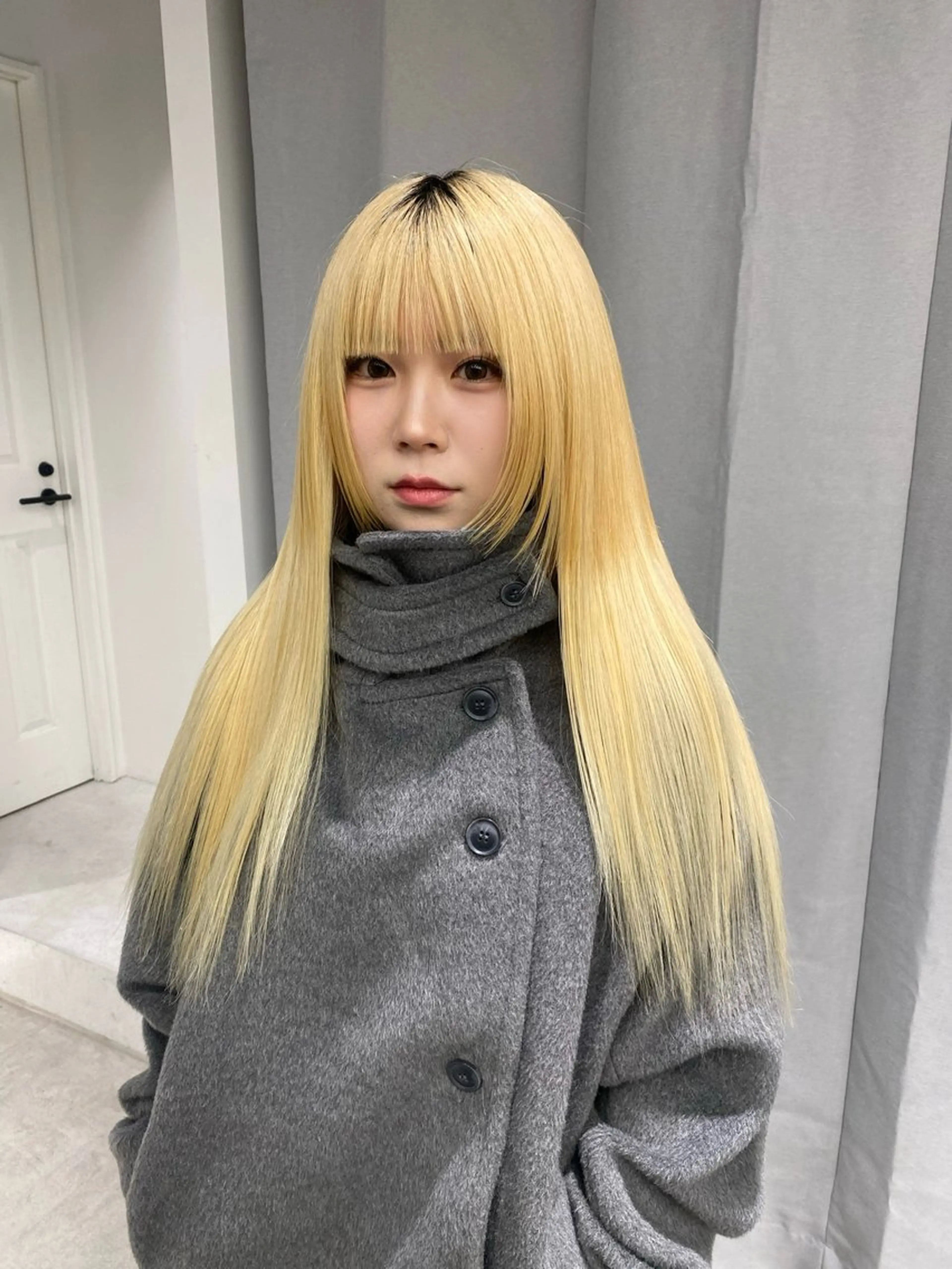 Shiori・:* 💫のネイルデザイン