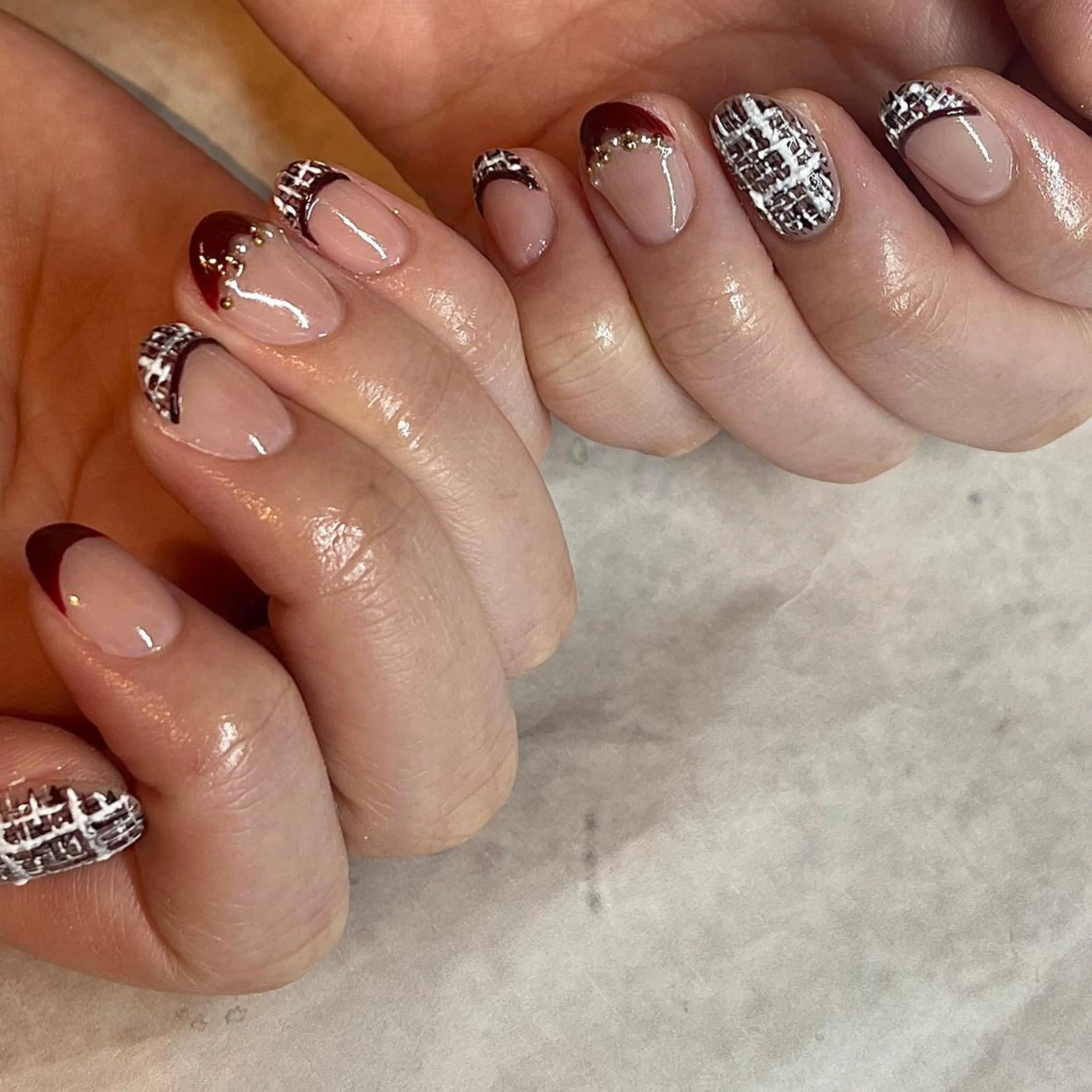 ネイル フレンチネイル ツイードネイル フリーランス¨̮⃝ ネイリストOKADAのネイルデザイン