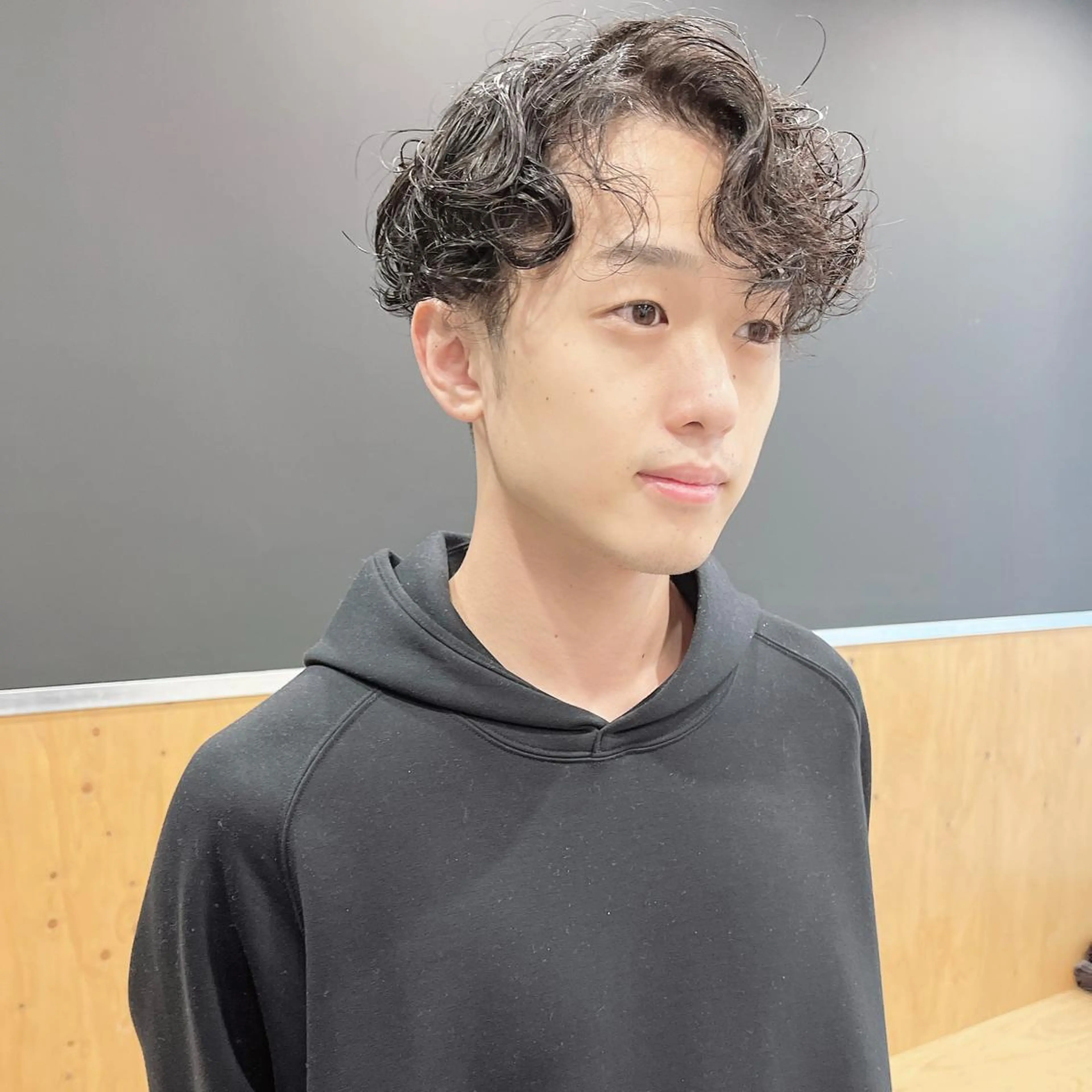 ショート パーマ メンズ アラキチヒロ THE REMMYのヘアスタイル